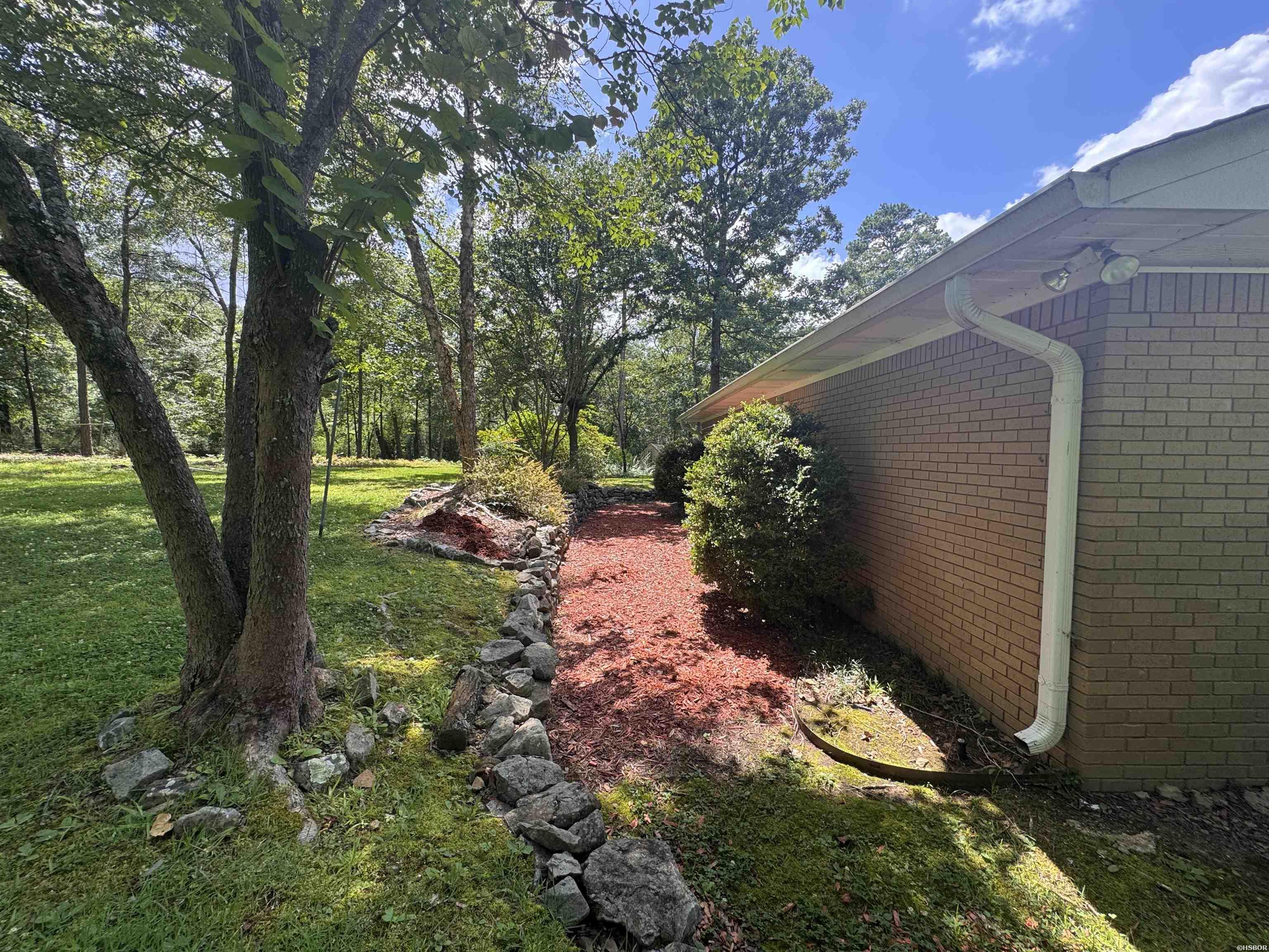 124 Kathy Lane Property Photo 32