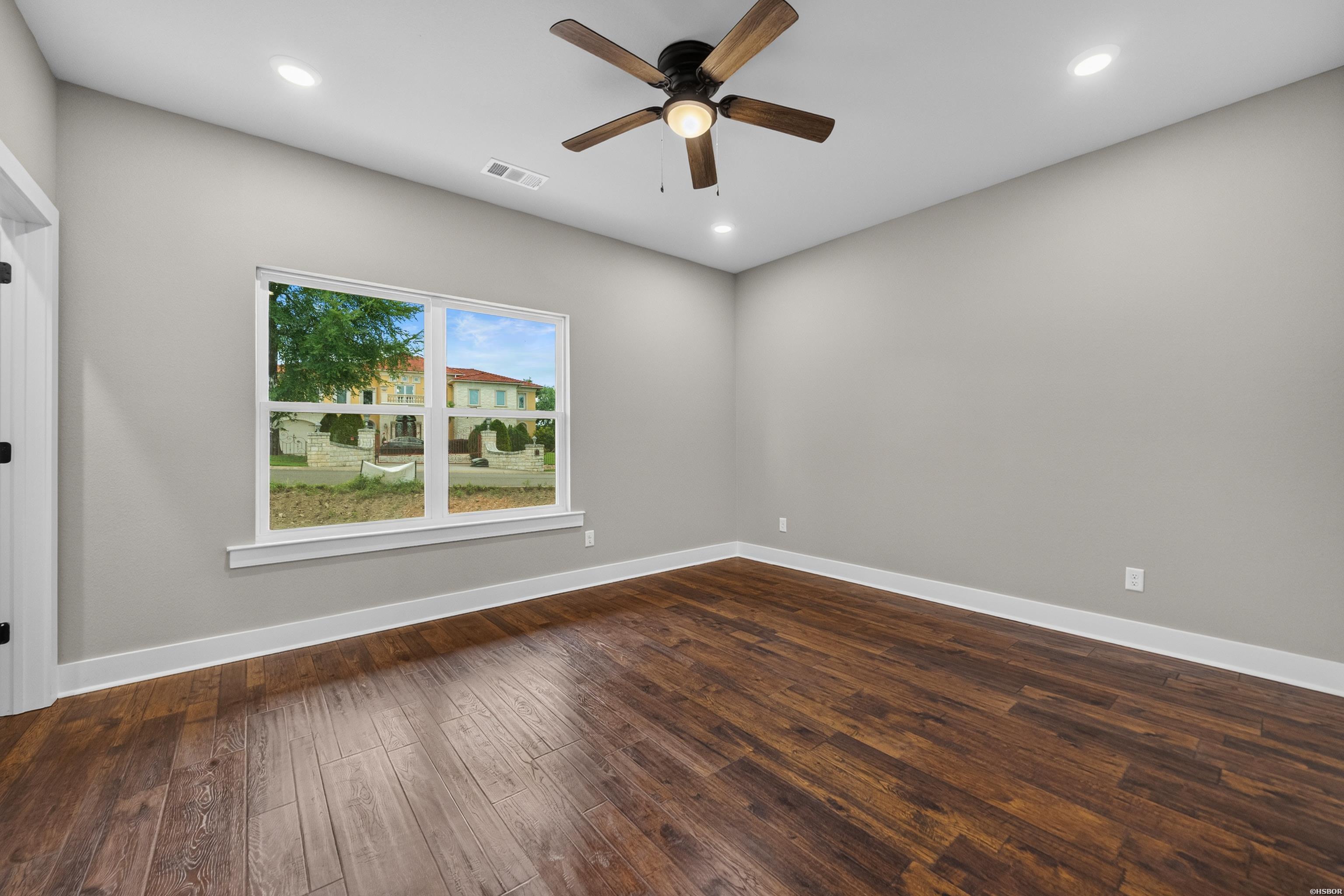 173 Cougar Terrace Property Photo 37