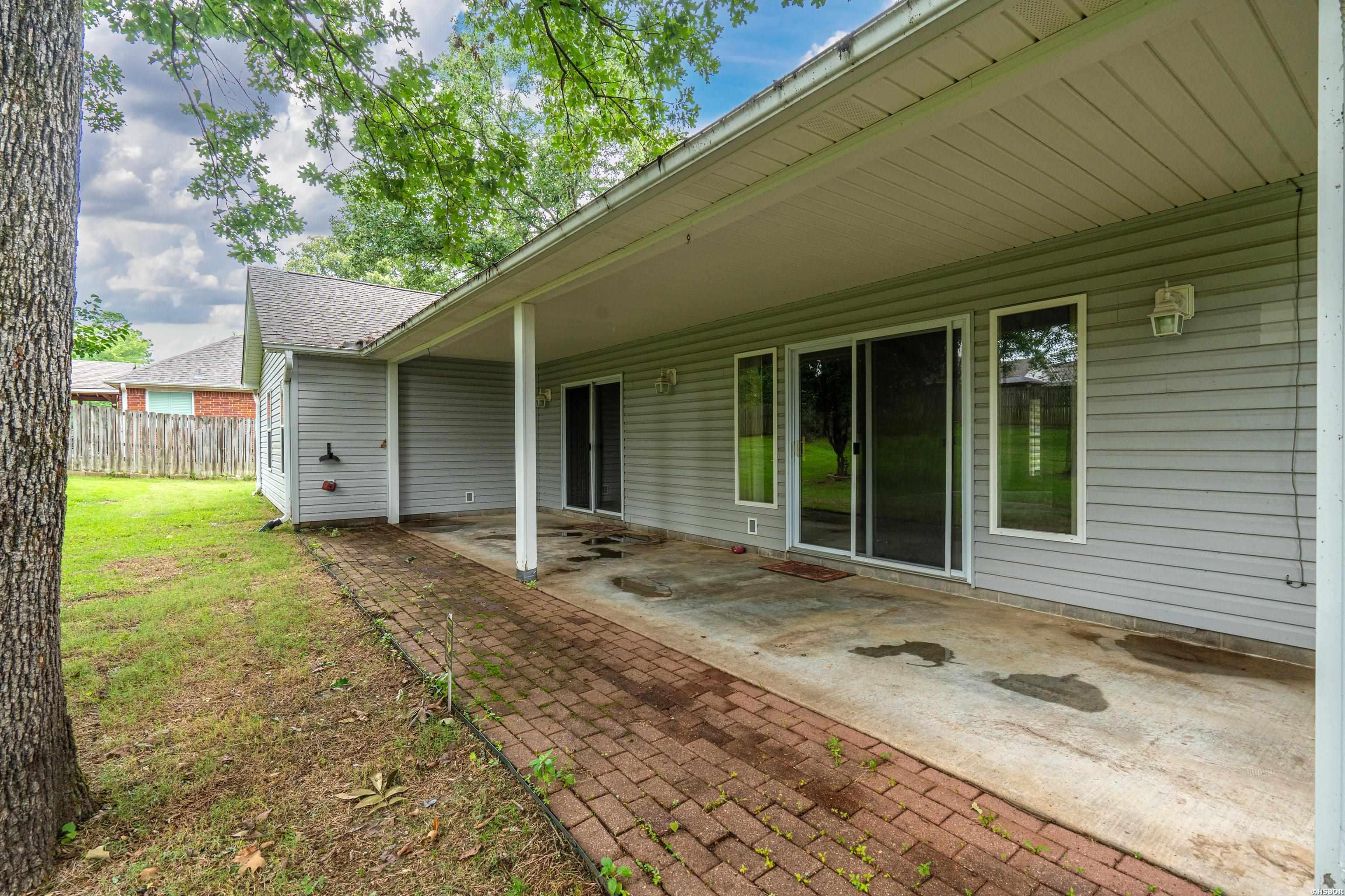 102 Doe Run Place Property Photo 38