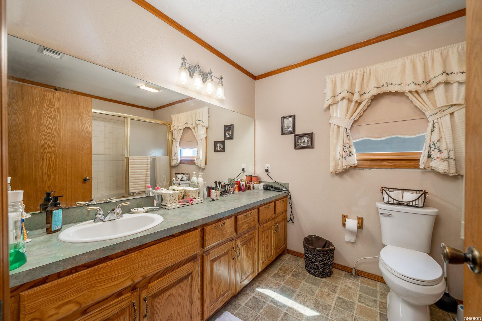 389 Highway 174 N Property Photo 13
