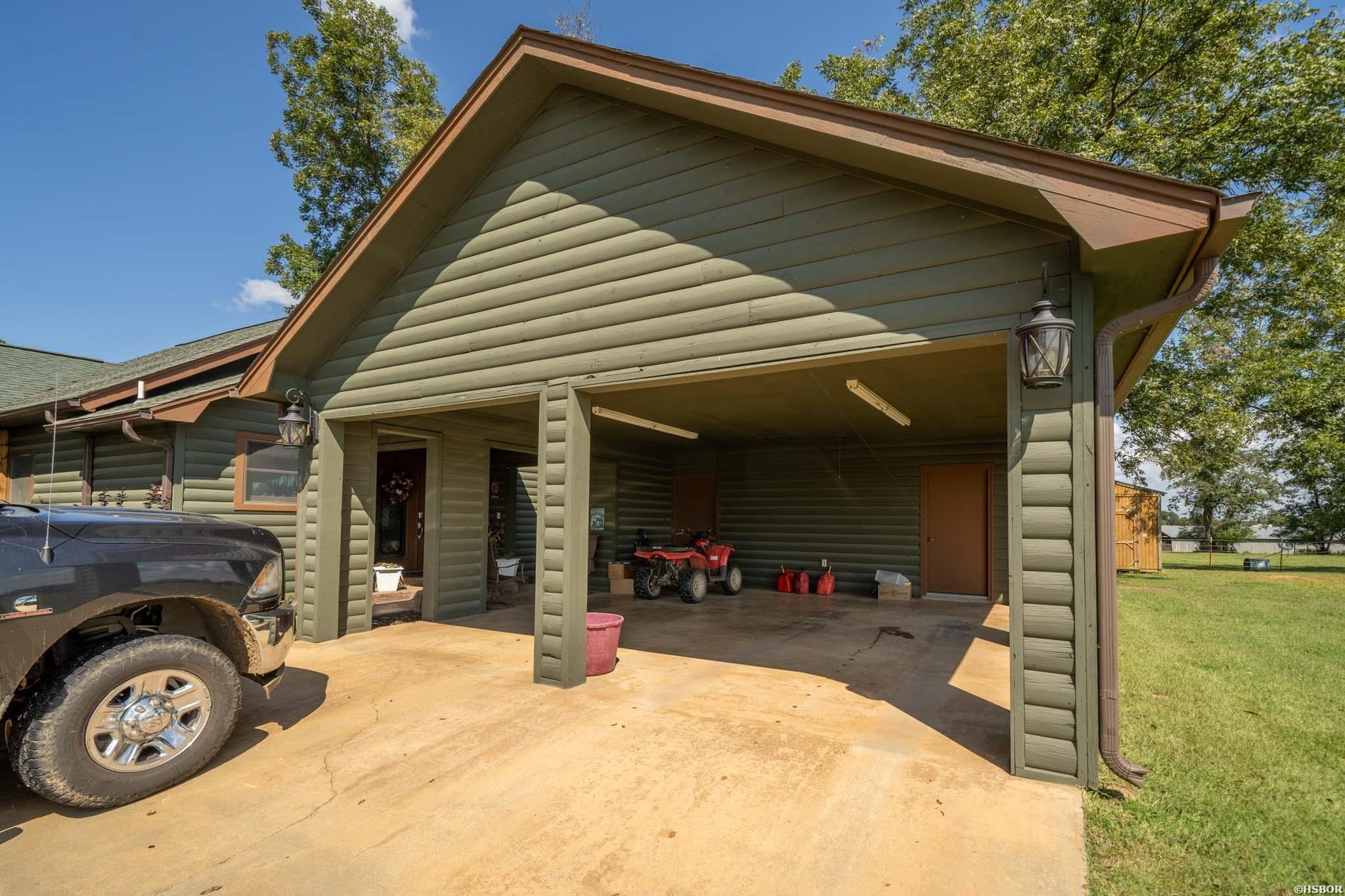 389 Highway 174 N Property Photo 21