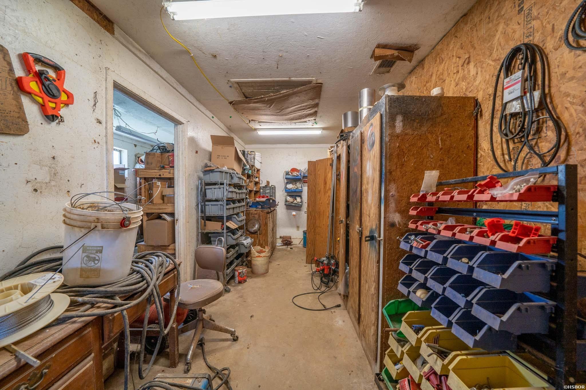 389 Highway 174 N Property Photo 35
