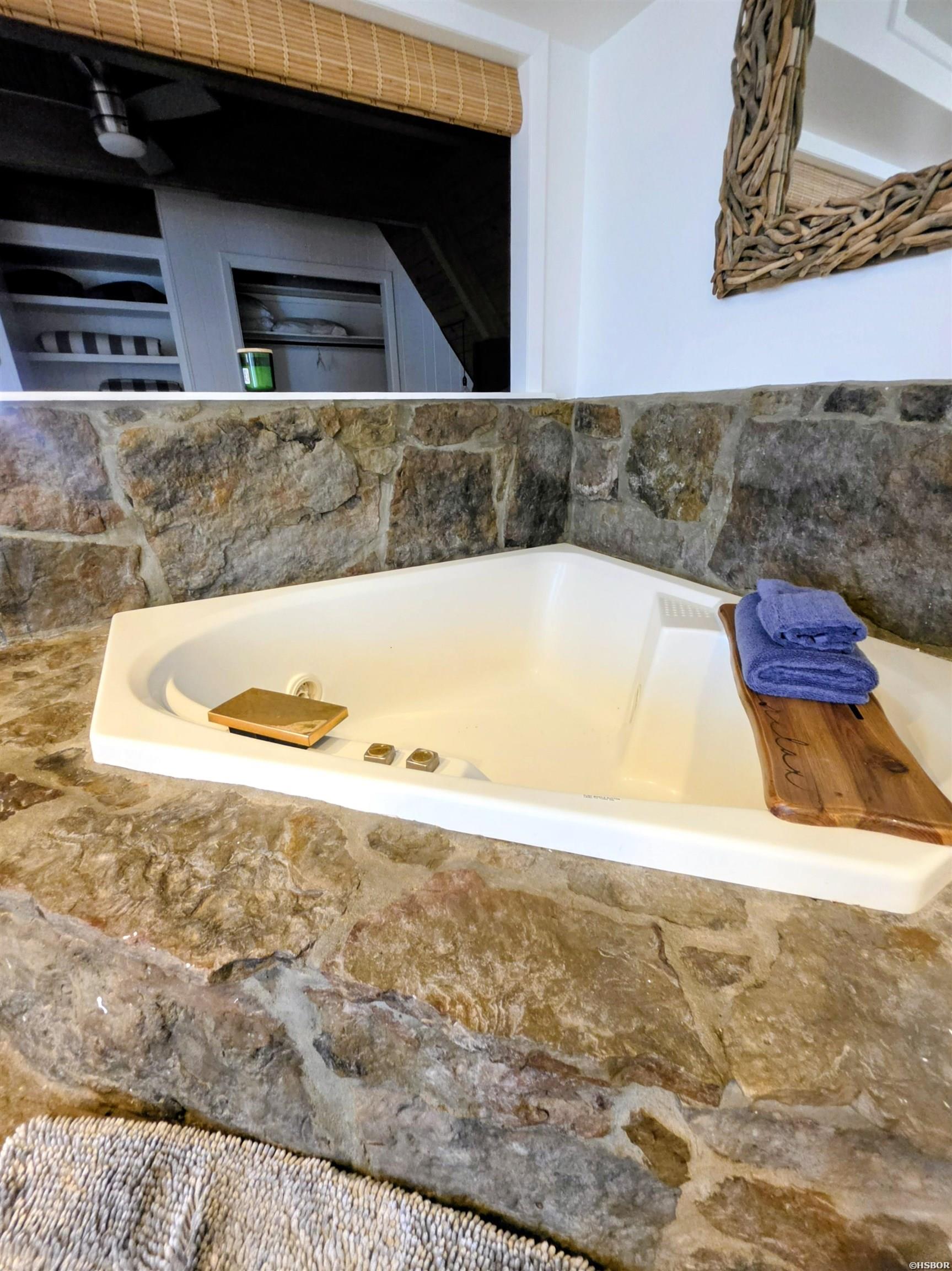 136 Catalina Circle Property Photo 32