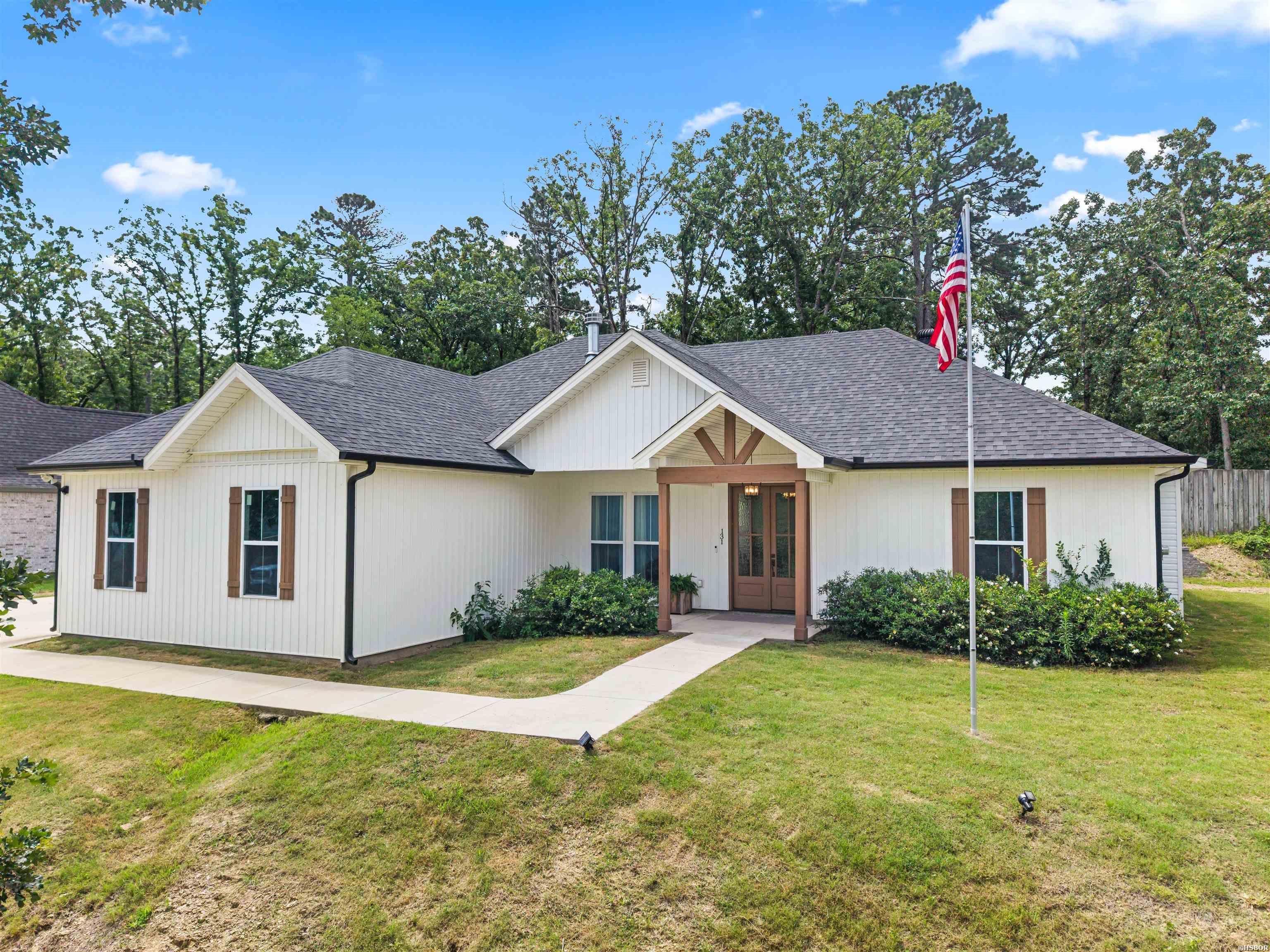 131 Wildwood Forest Road Property Photo 3