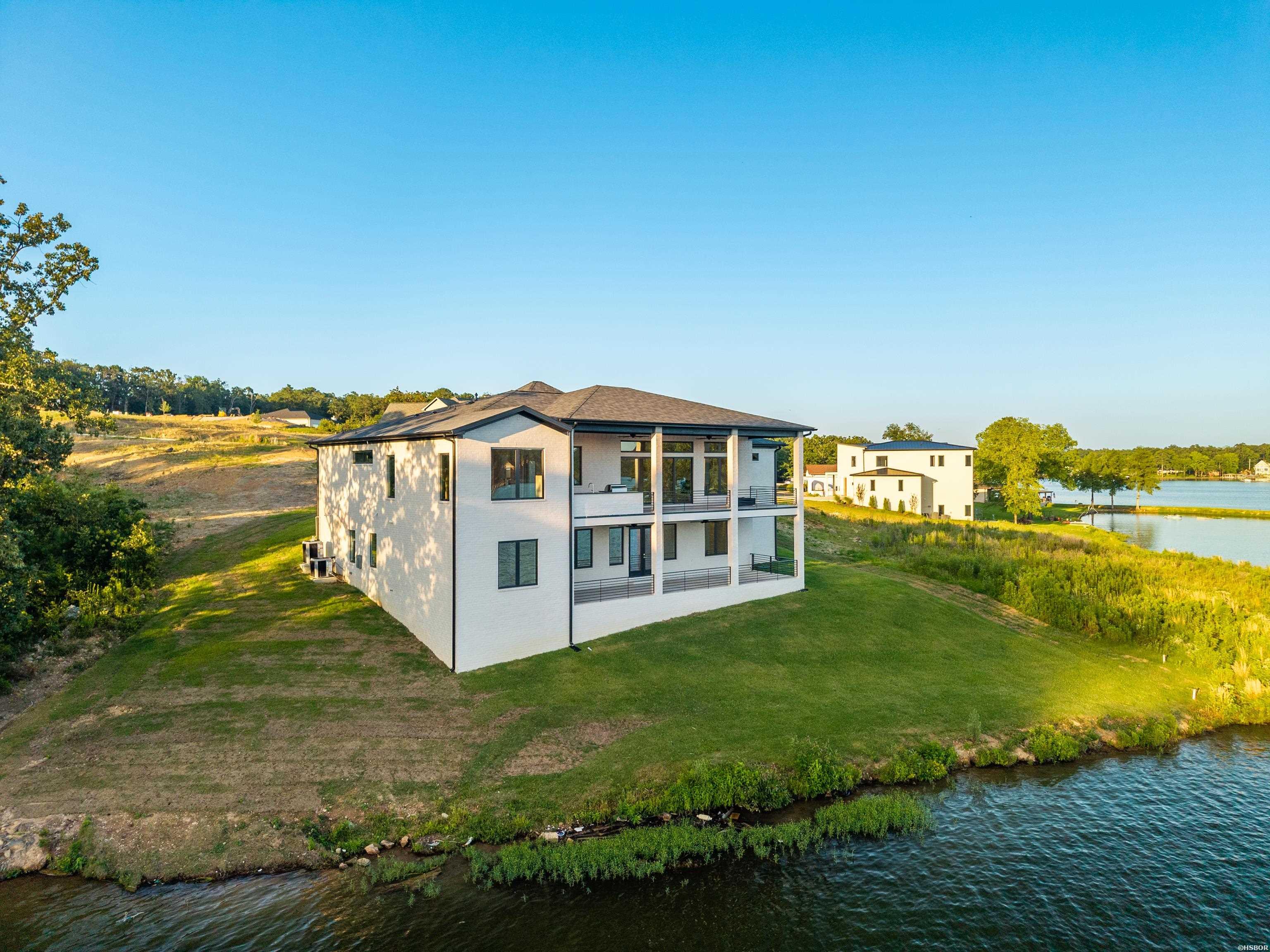 232 Post Point Property Photo 49