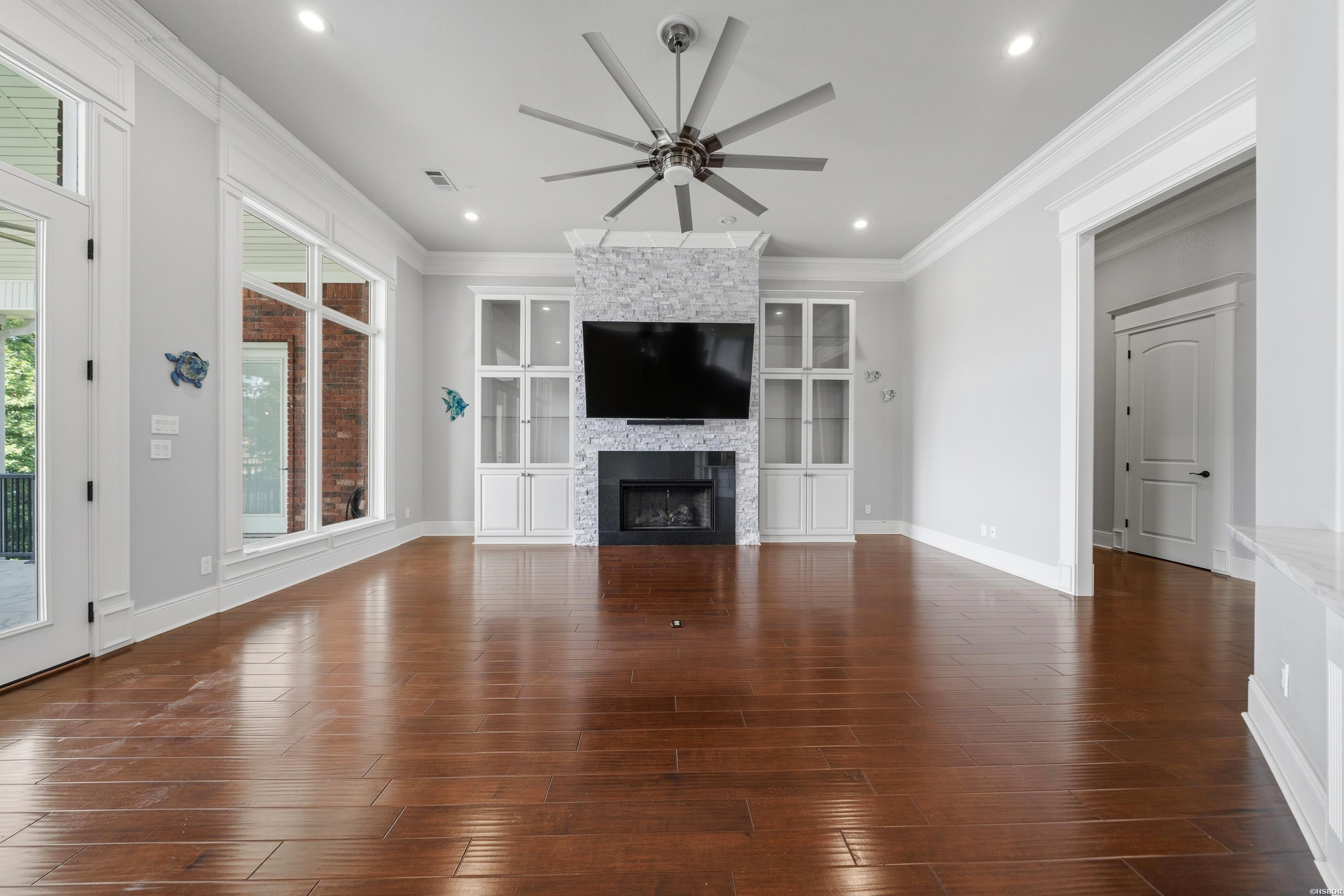 225 Sparling Property Photo 13