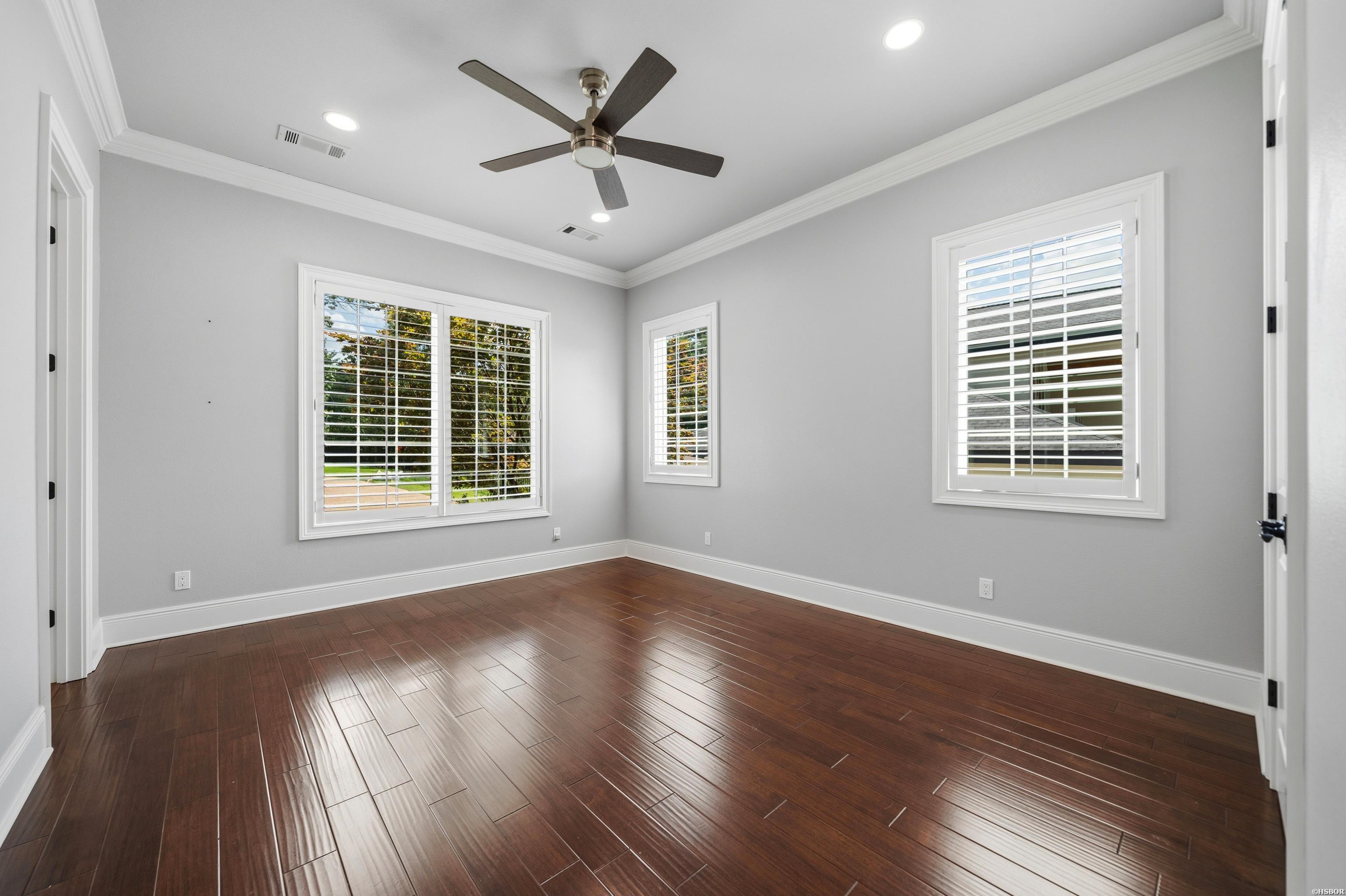 225 Sparling Property Photo 21