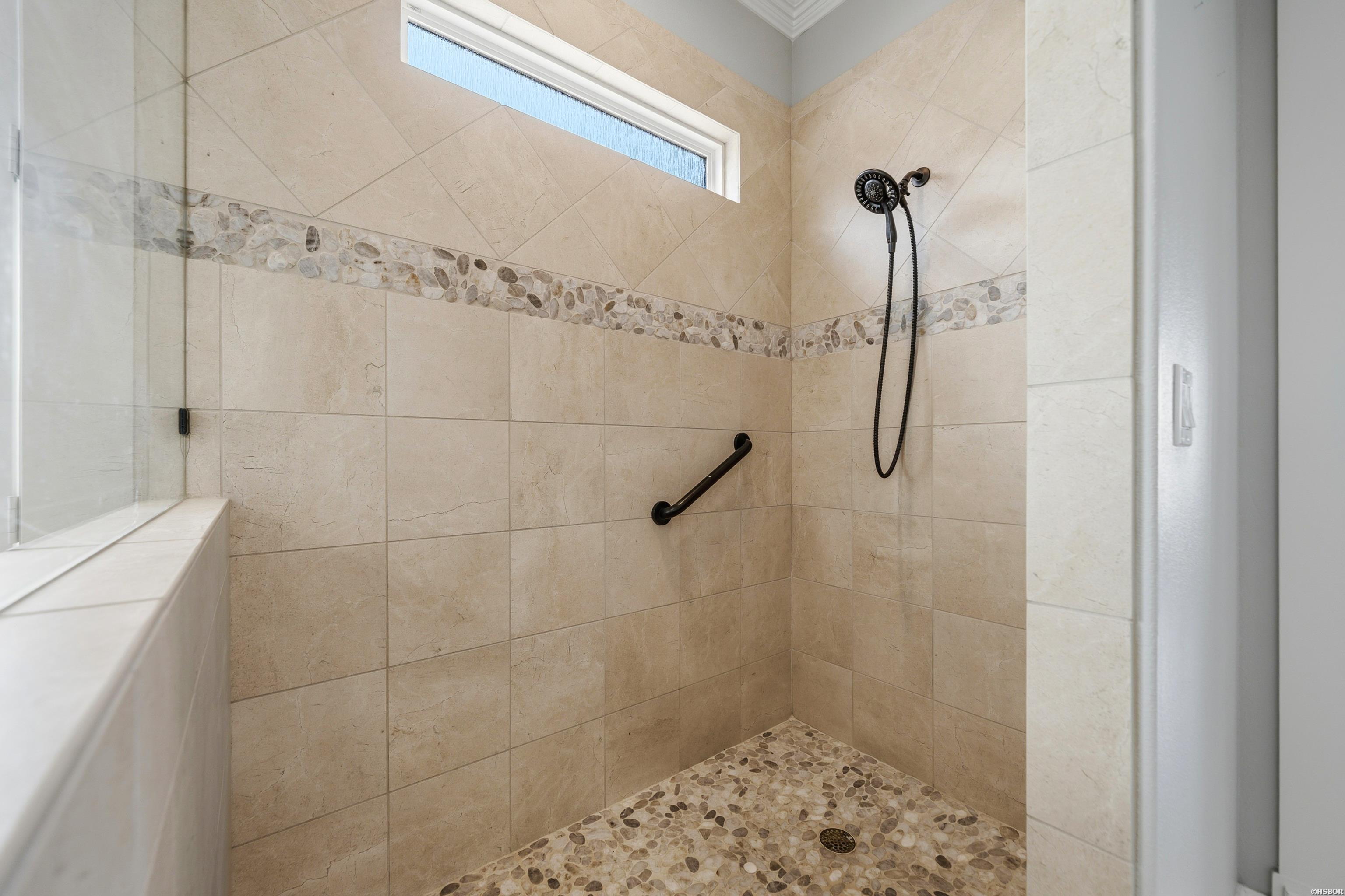 225 Sparling Property Photo 26