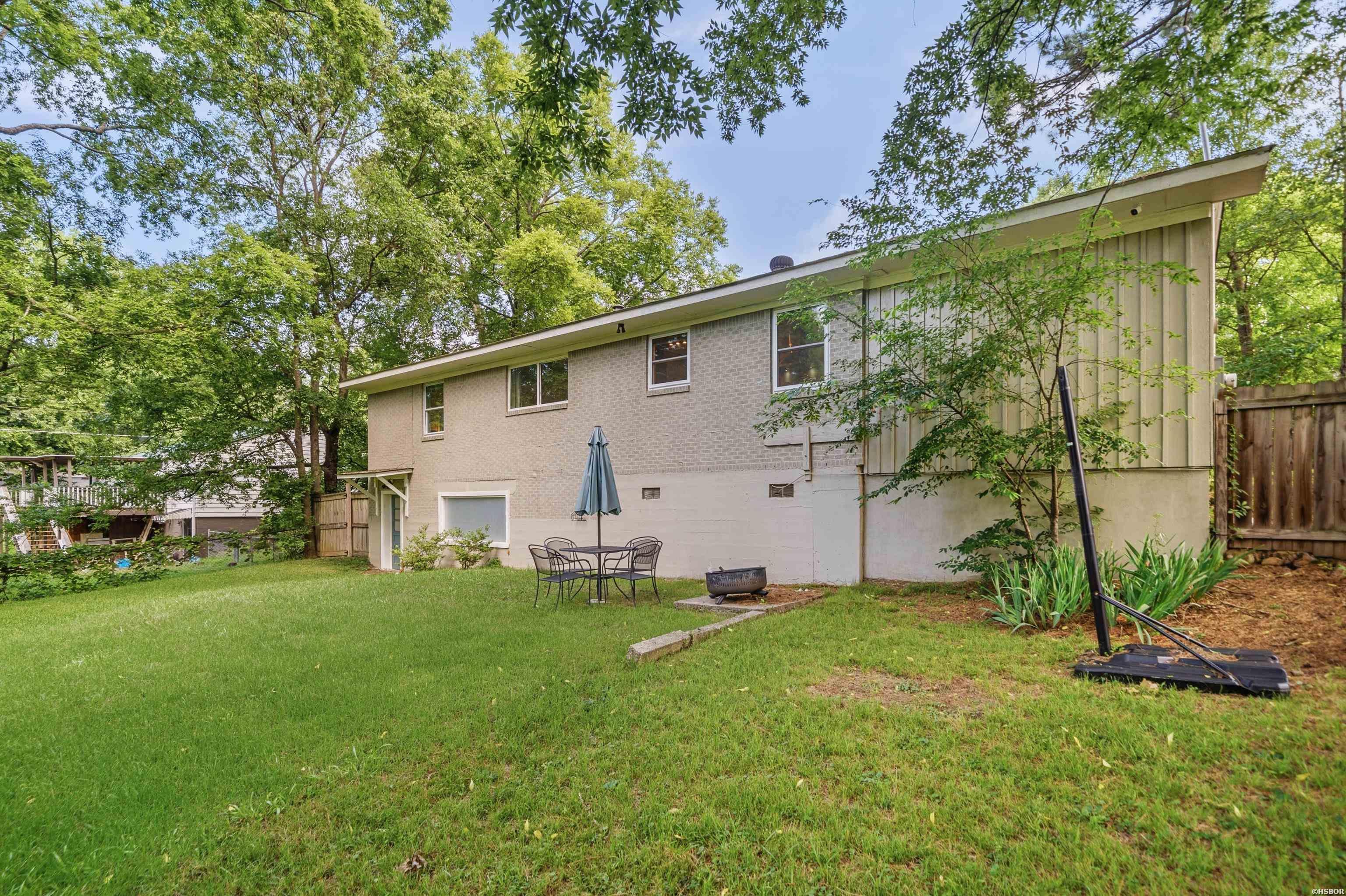 303 Jerome Street Property Photo 42