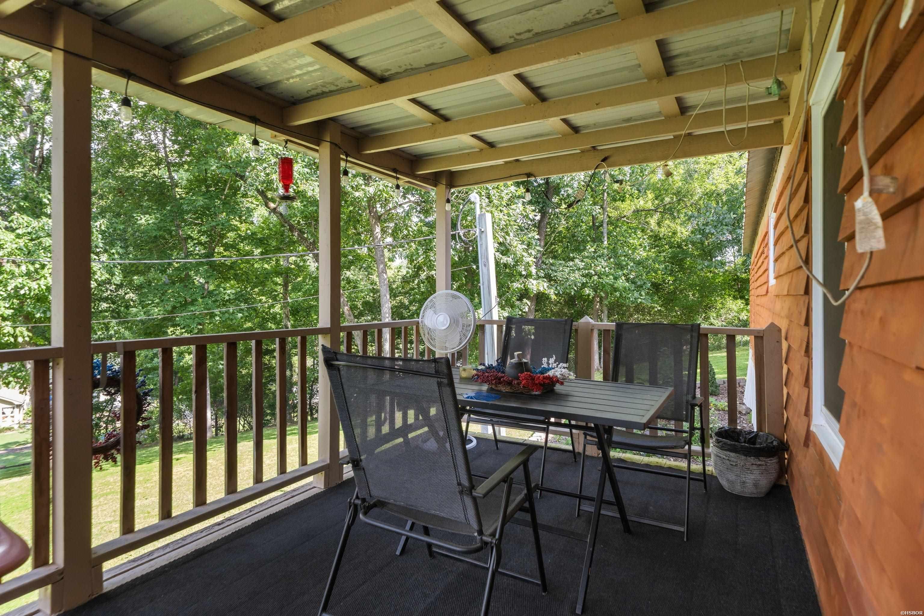 118 Cozy Acres Terrace Property Photo 4
