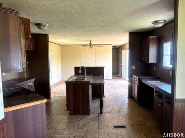 707 Ditchbank Avenue Property Photo 5