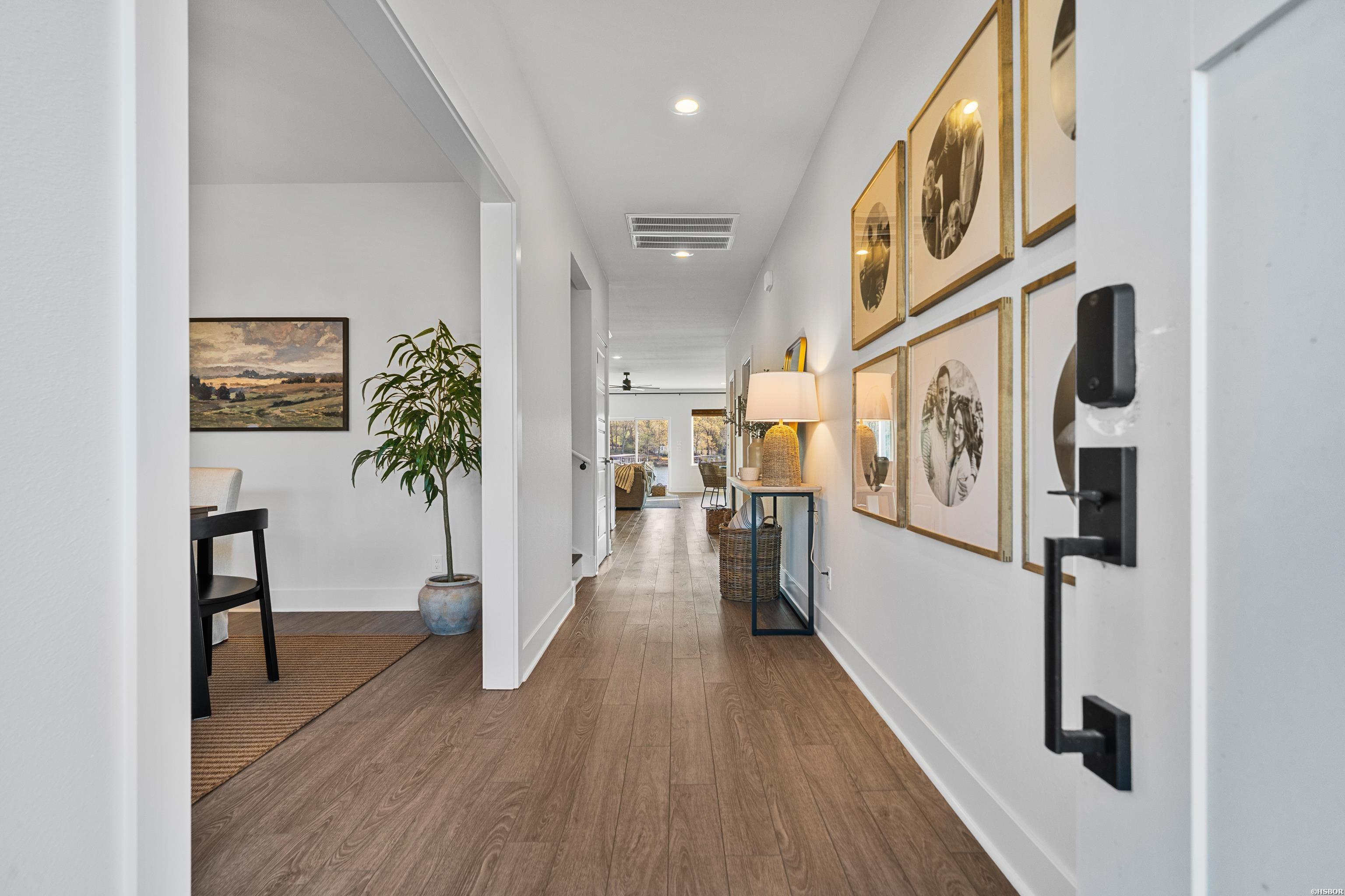151 Clearwater Cove Property Photo 4