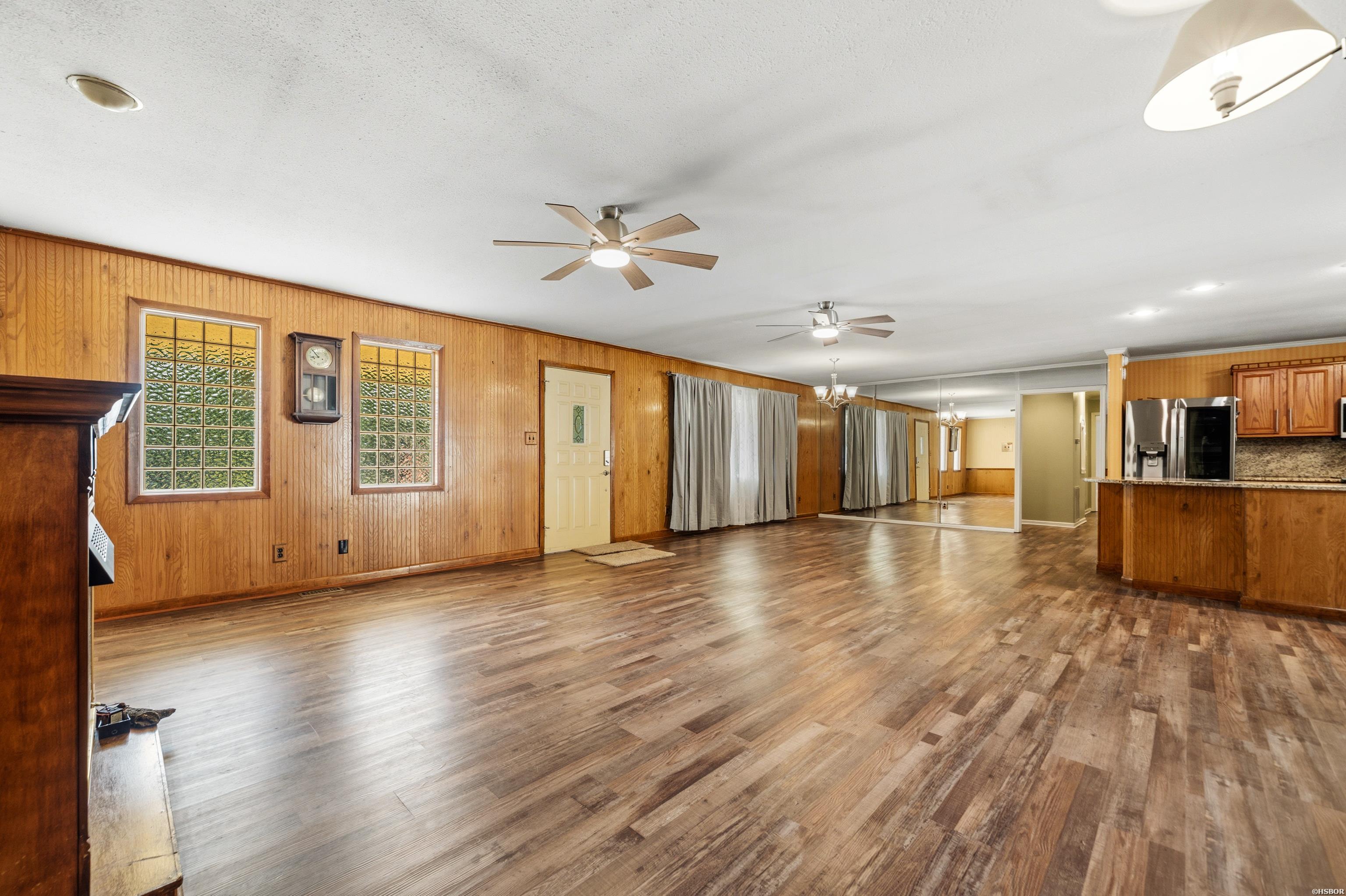300 Anderson Street Property Photo 6