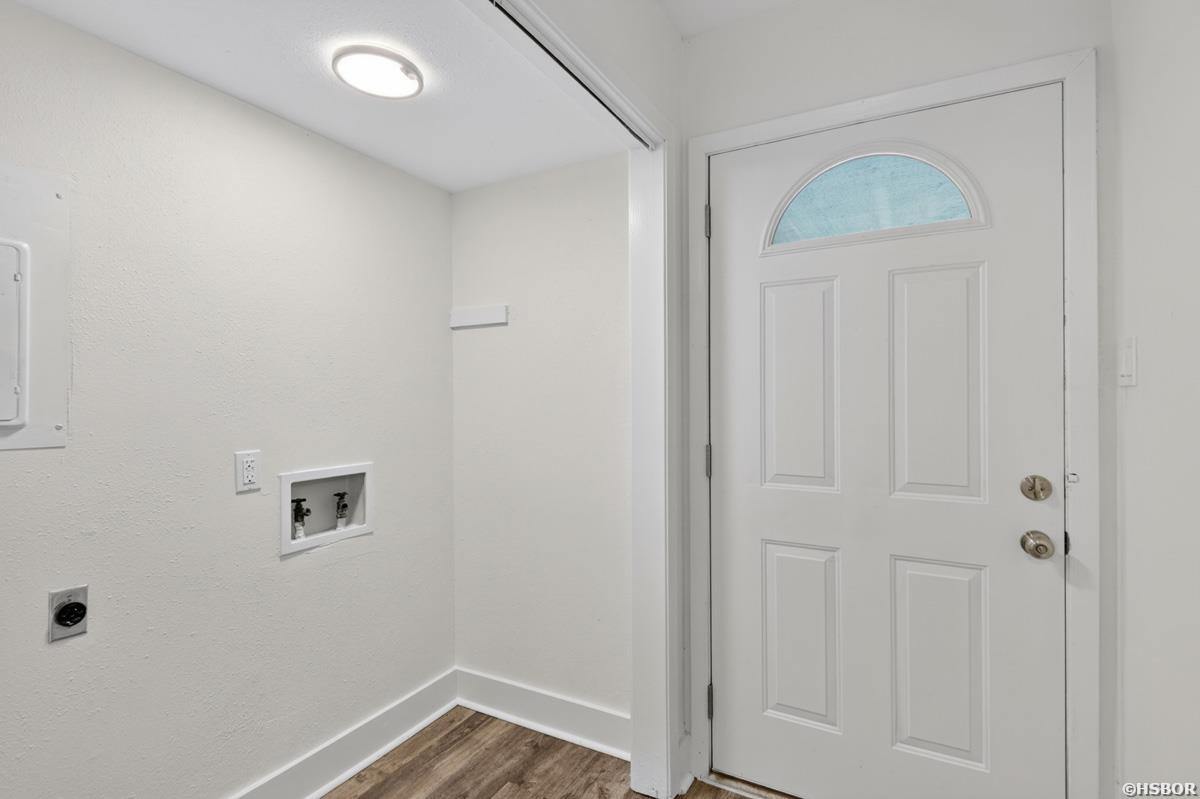 715 Plum Hollow Property Photo 35