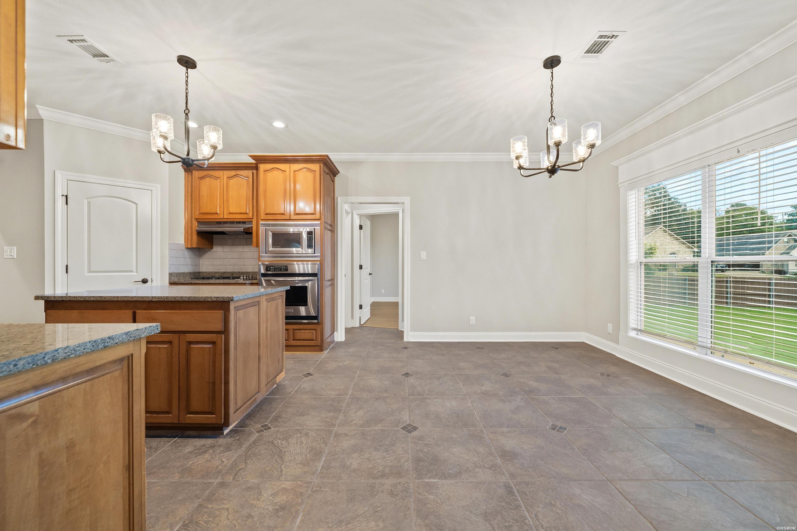 207 Quail Ridge Drive Property Photo 9