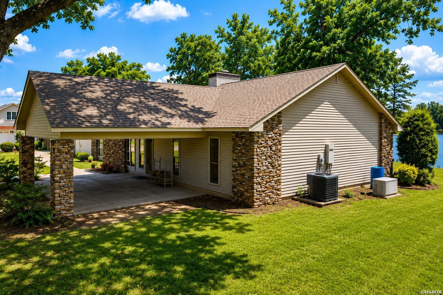 10946 Plantation Lake Road Property Photo 6
