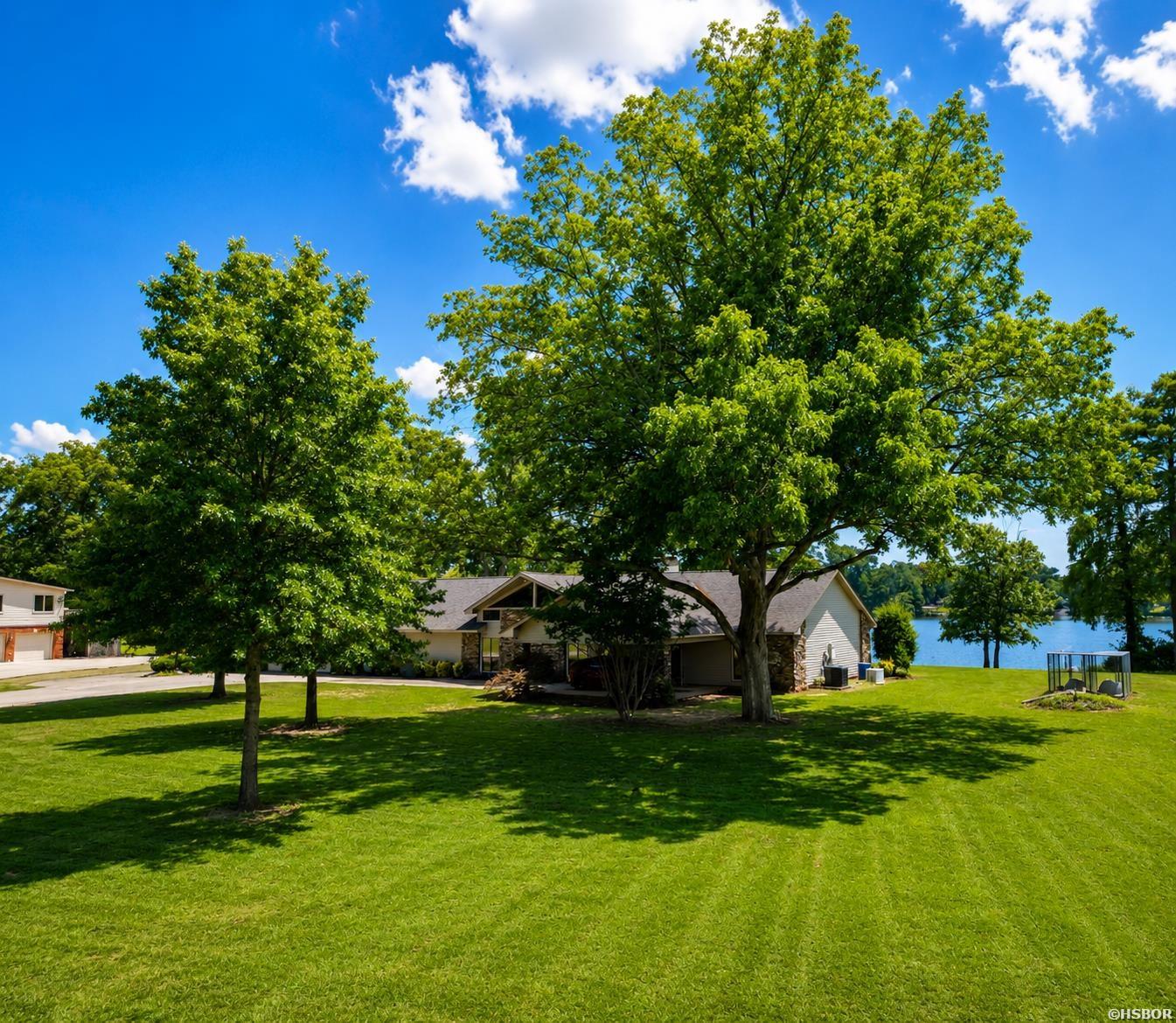 10946 Plantation Lake Road Property Photo 14