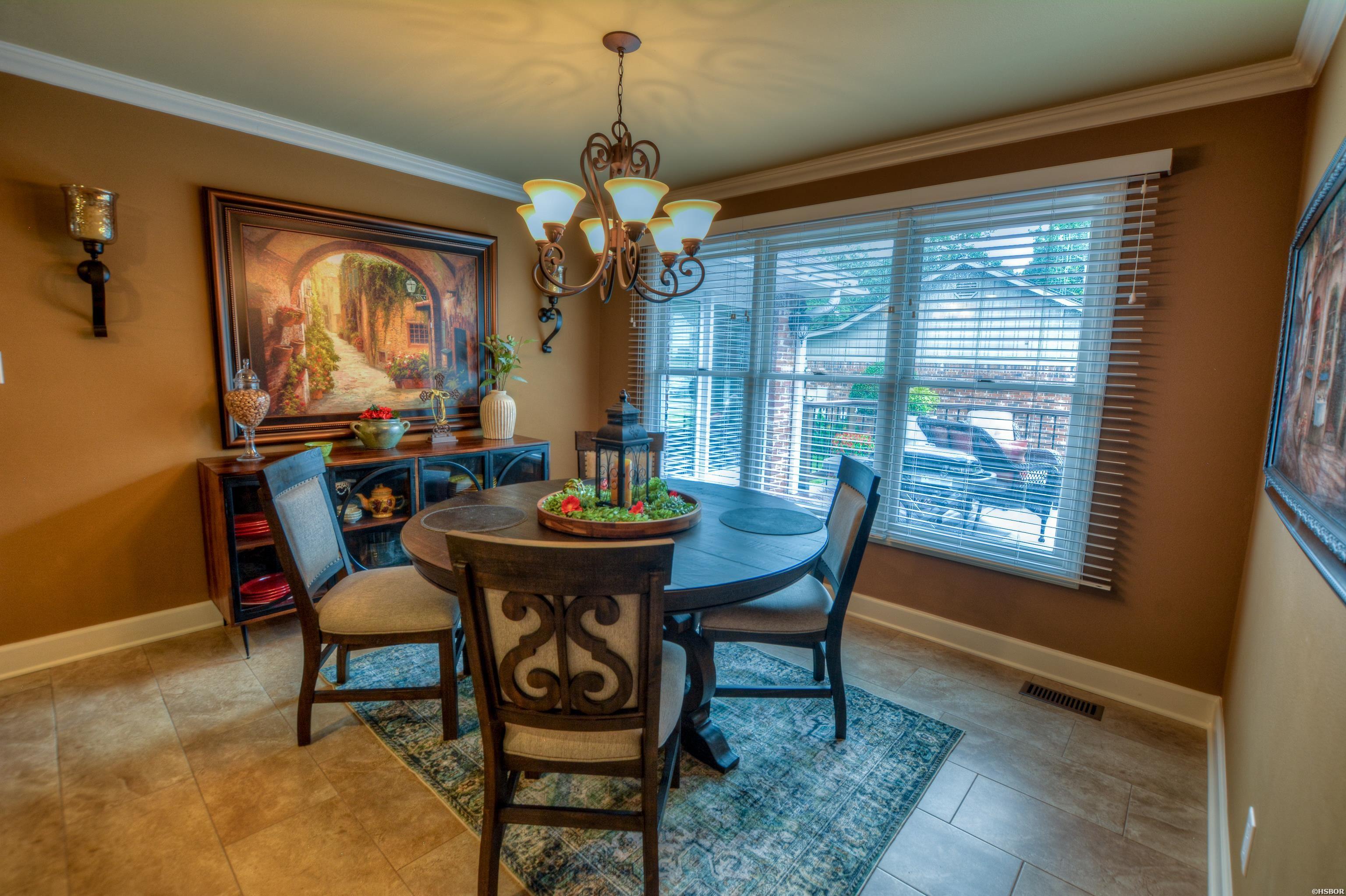 105 Waters Edge Cove Property Photo 14