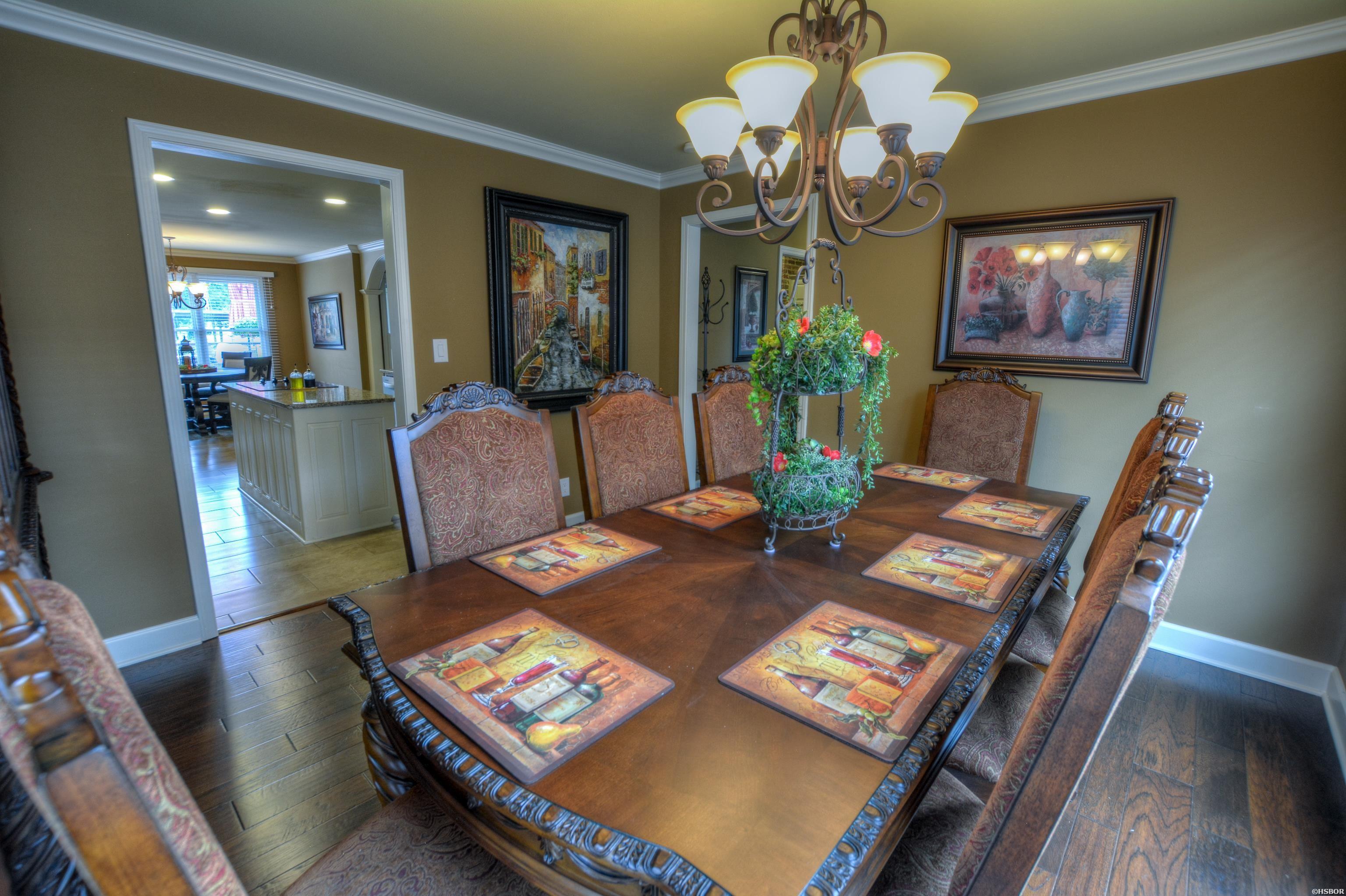 105 Waters Edge Cove Property Photo 15