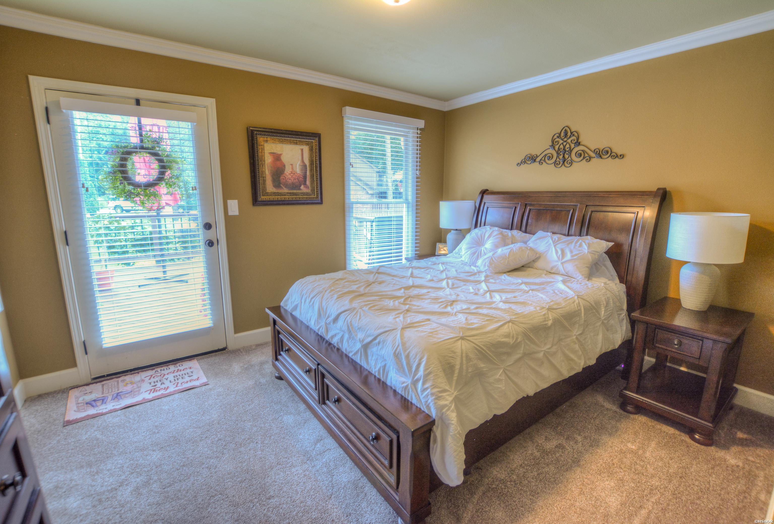 105 Waters Edge Cove Property Photo 23