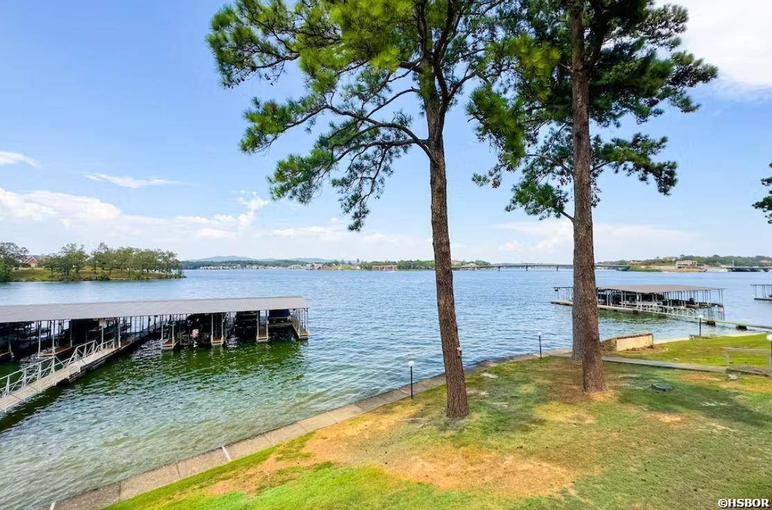 200 Hamilton Oaks Drive Property Photo 22