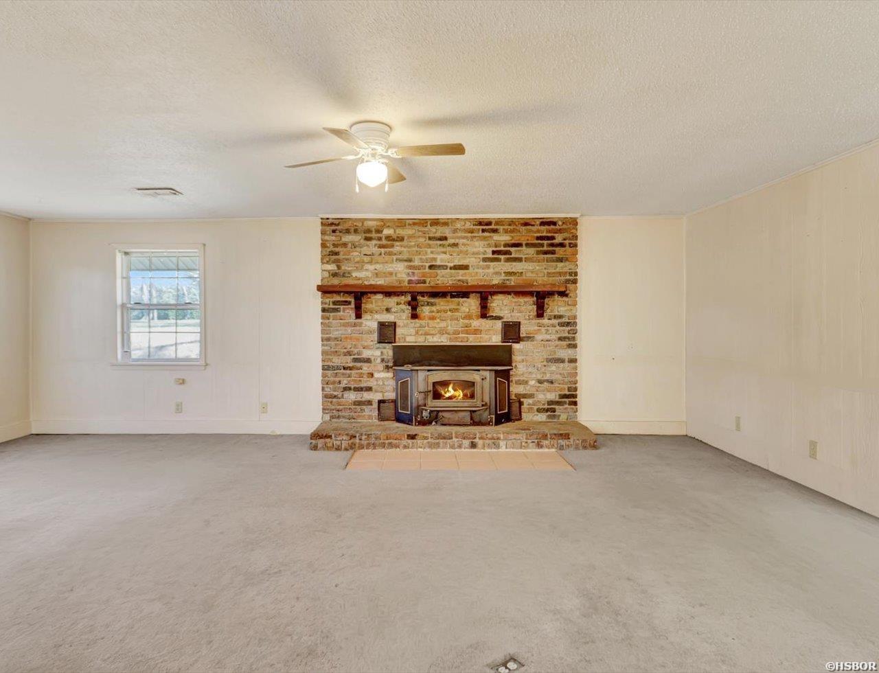 3669 Amity Property Photo 6