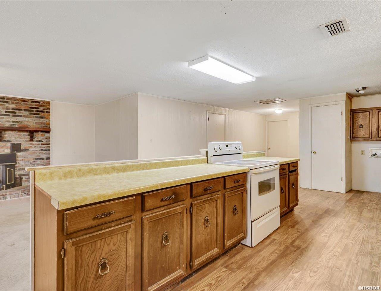 3669 Amity Property Photo 8