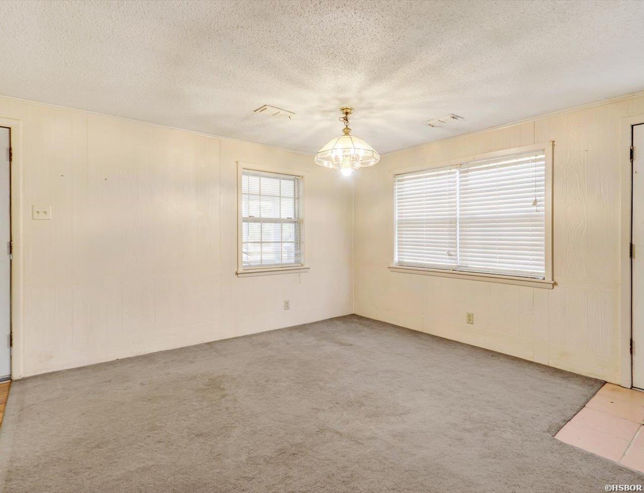 3669 Amity Property Photo 9