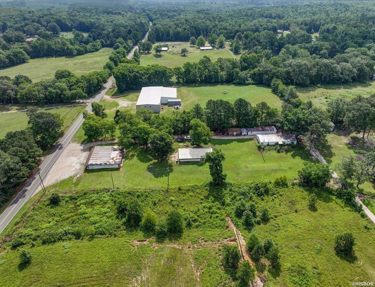 3669 Amity Property Photo 25