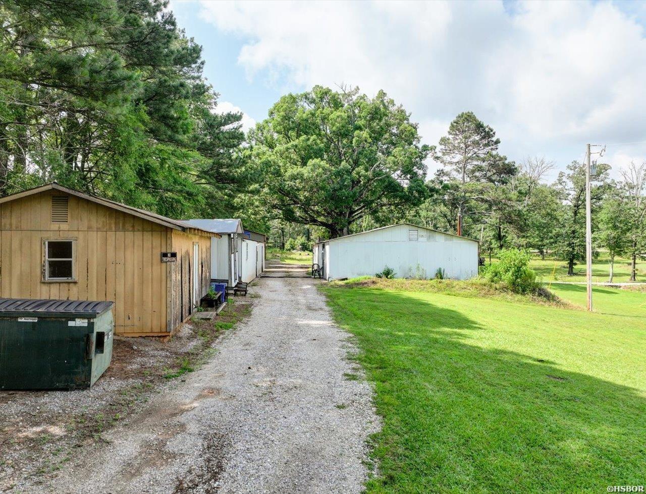 3669 Amity Property Photo 26