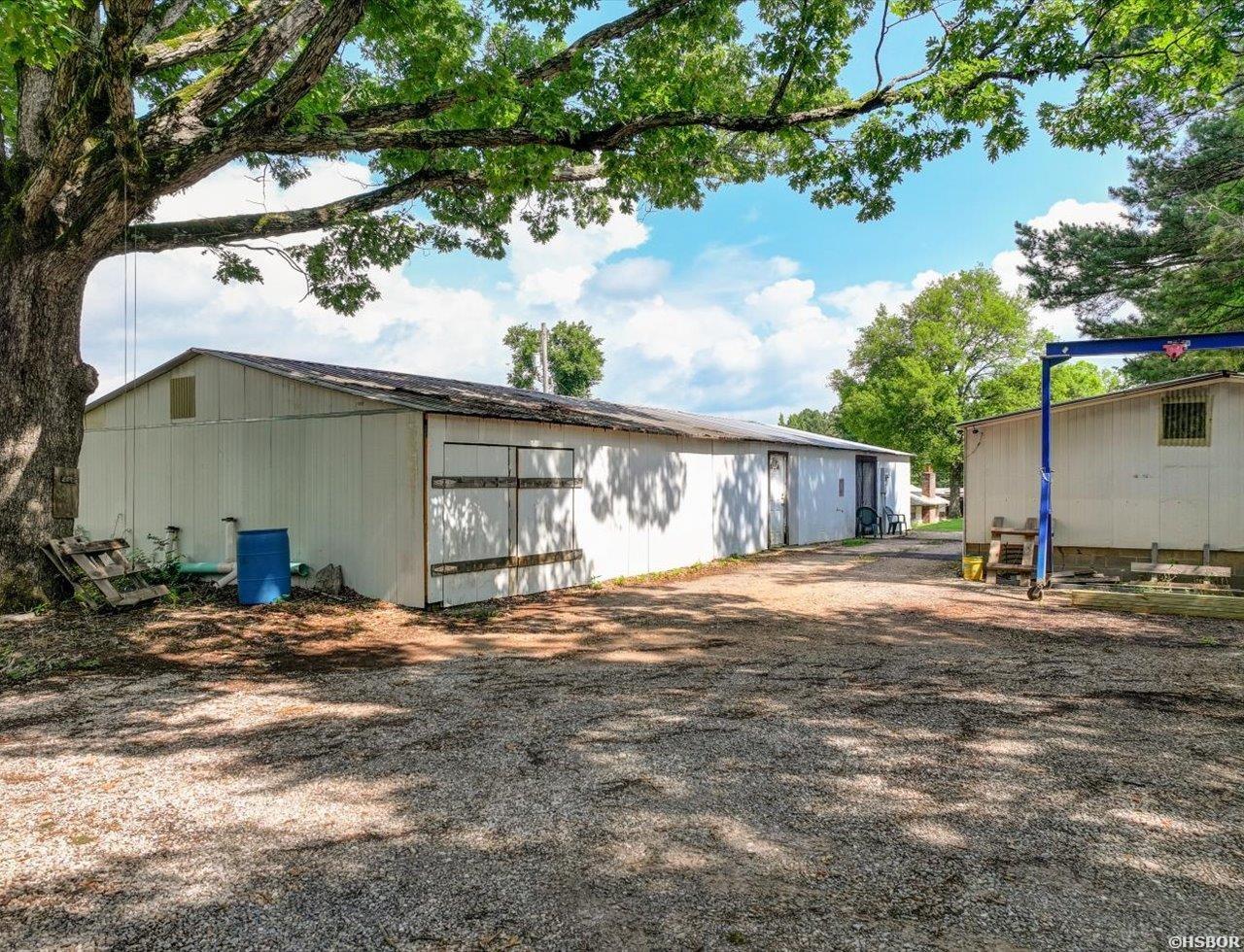 3669 Amity Property Photo 29