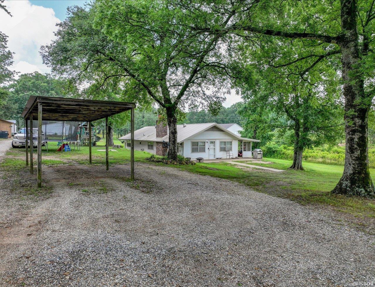 3669 Amity Property Photo 46