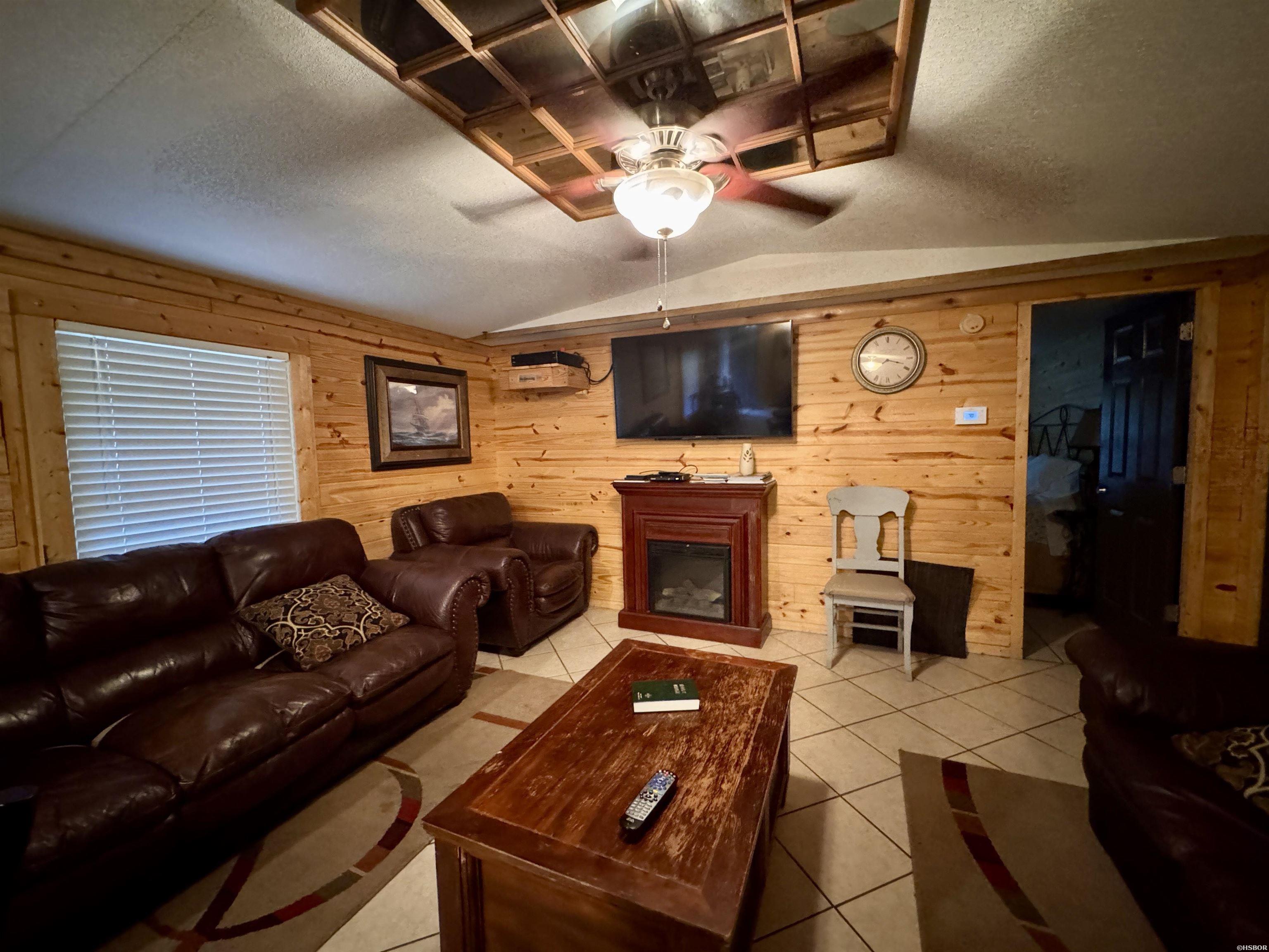 383 Belle Terre Drive Property Photo 9