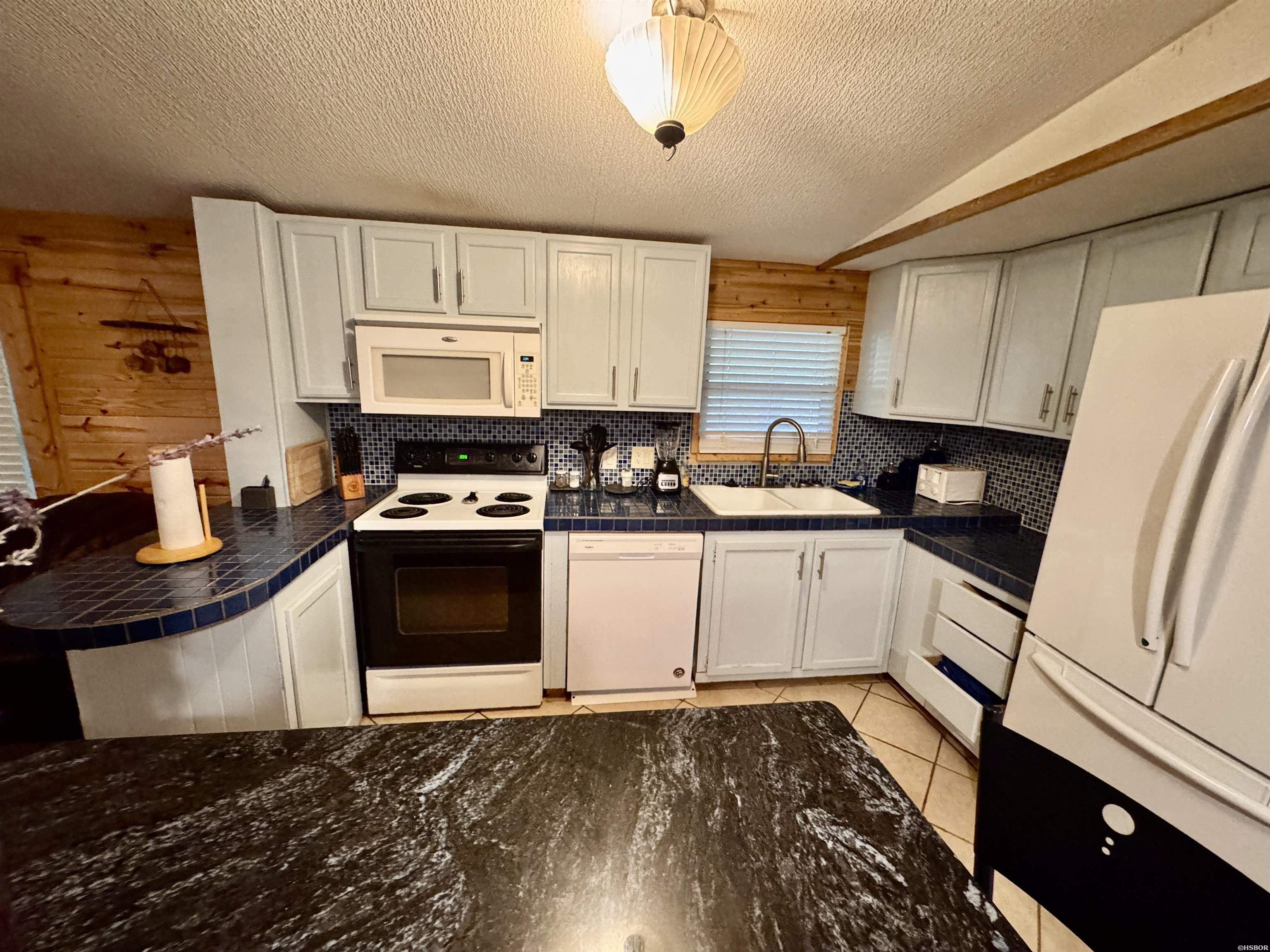 383 Belle Terre Drive Property Photo 20