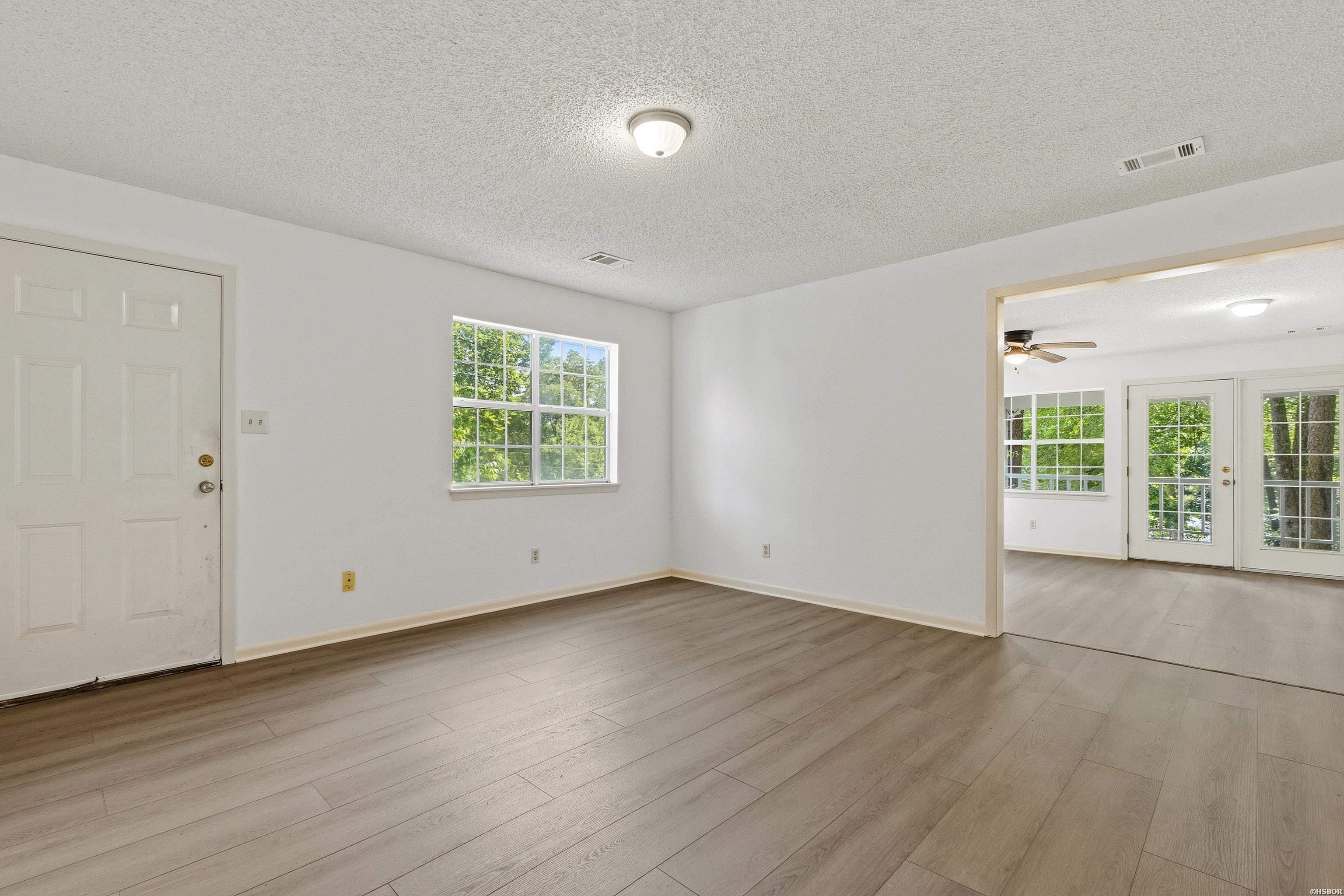 324 Cadillac Point Property Photo 17