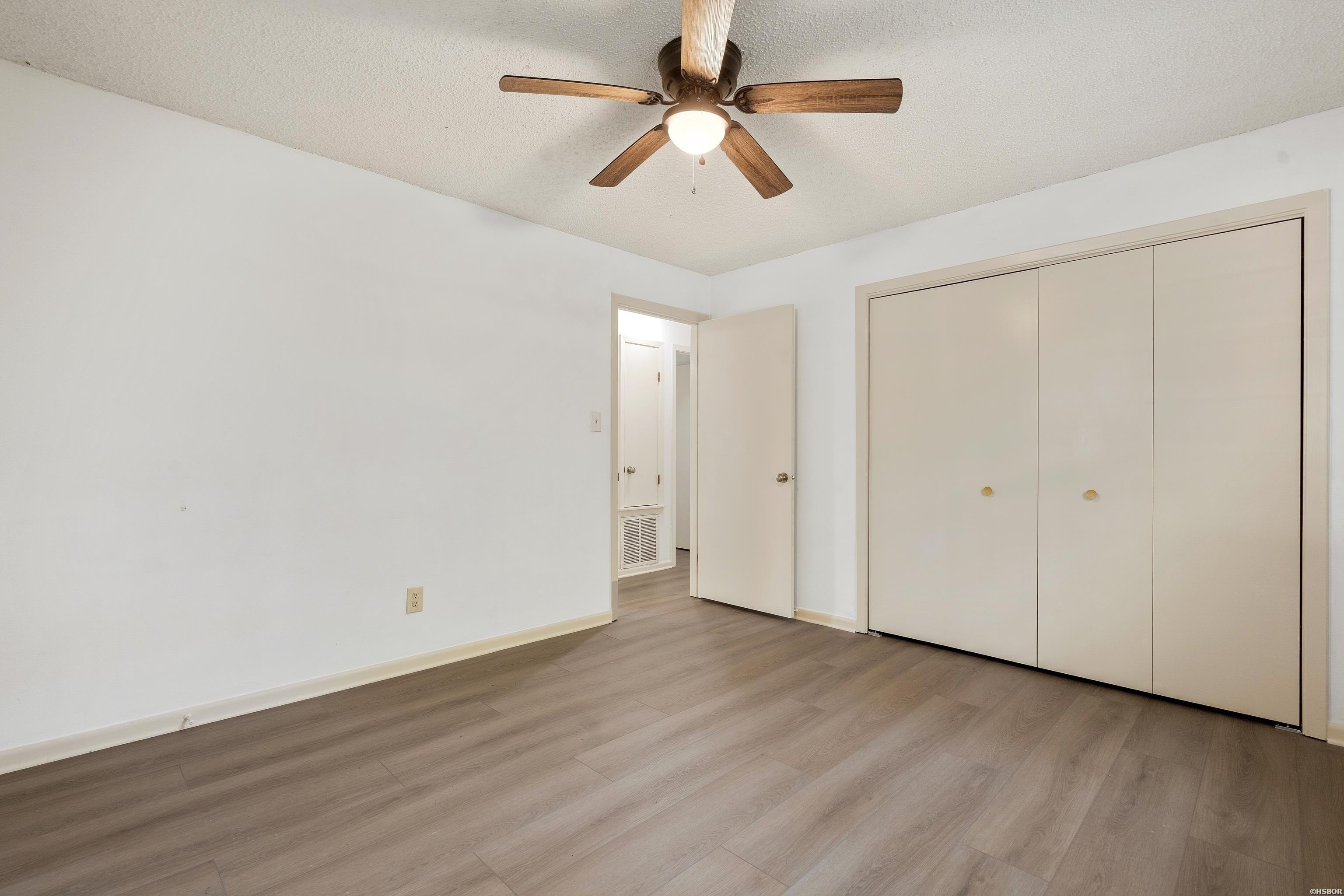 324 Cadillac Point Property Photo 25