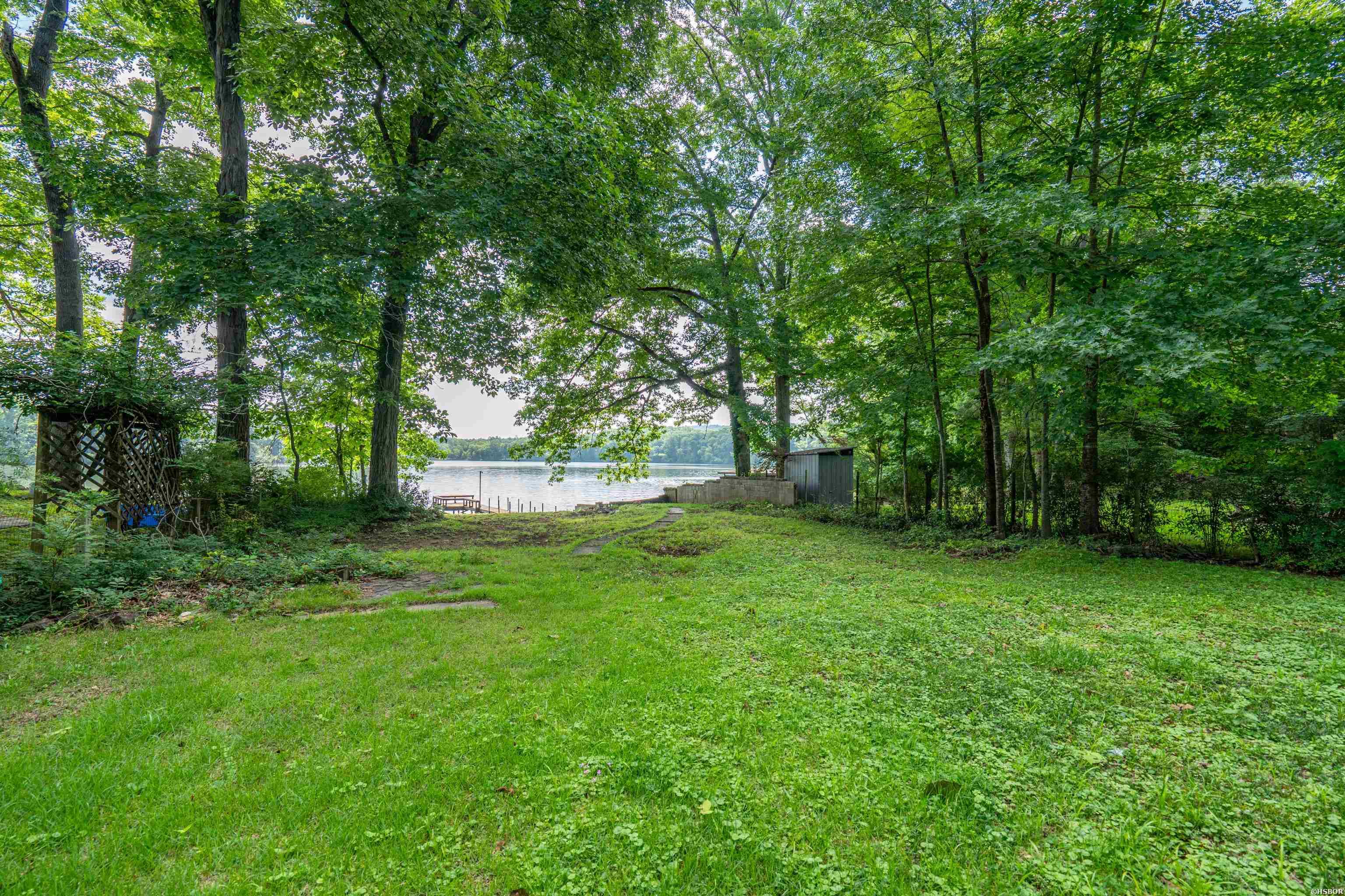 324 Cadillac Point Property Photo 32