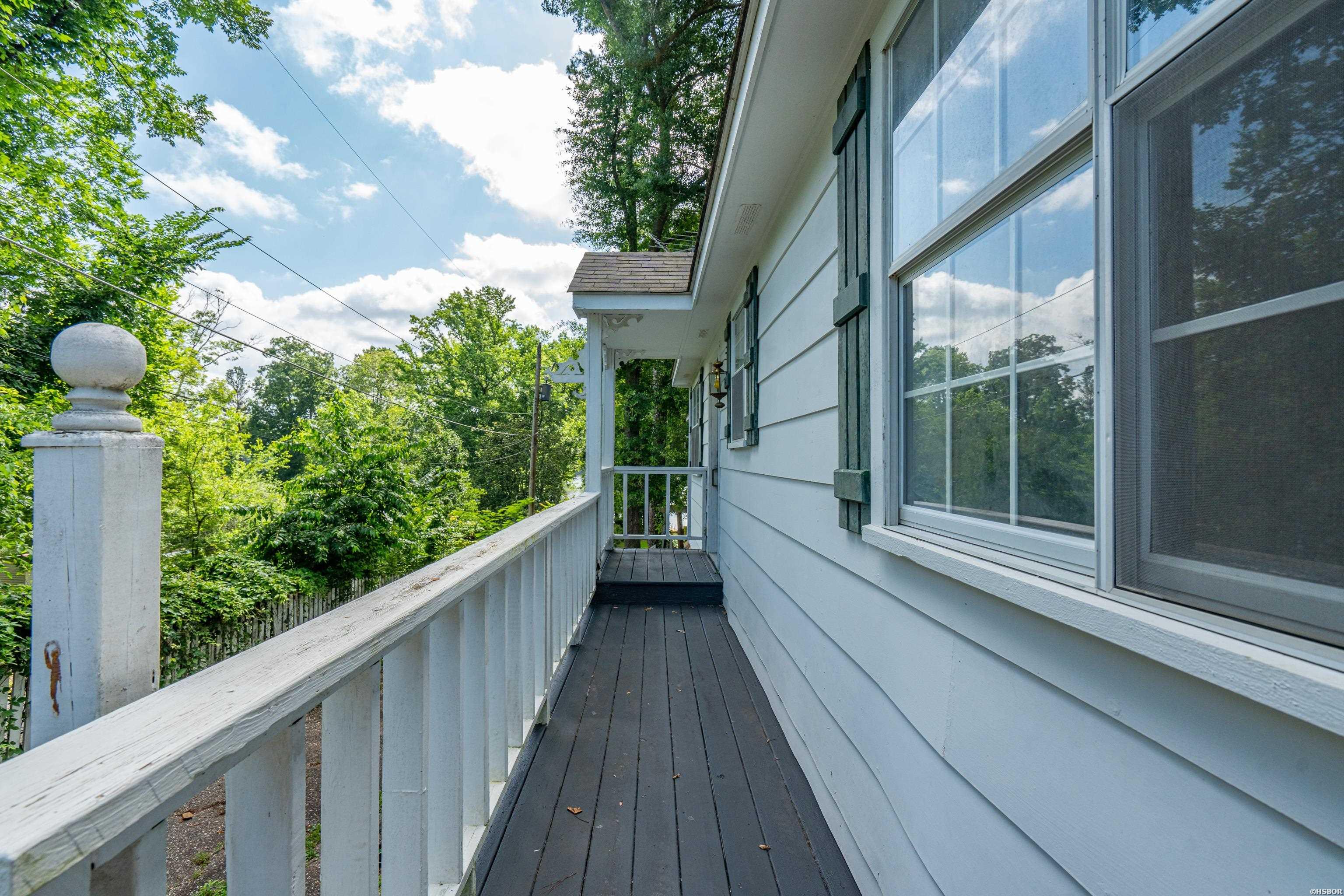 324 Cadillac Point Property Photo 35