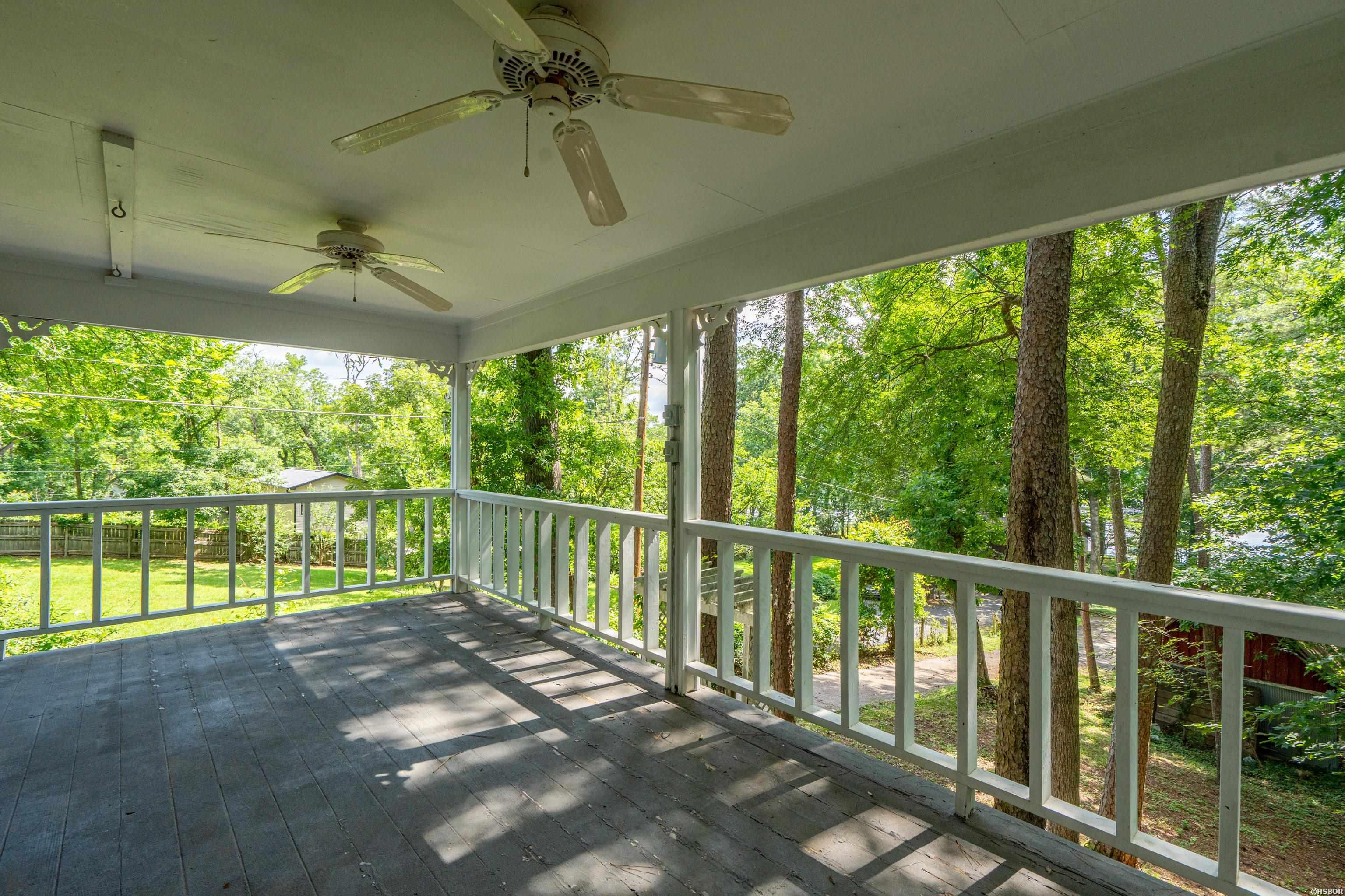 324 Cadillac Point Property Photo 38