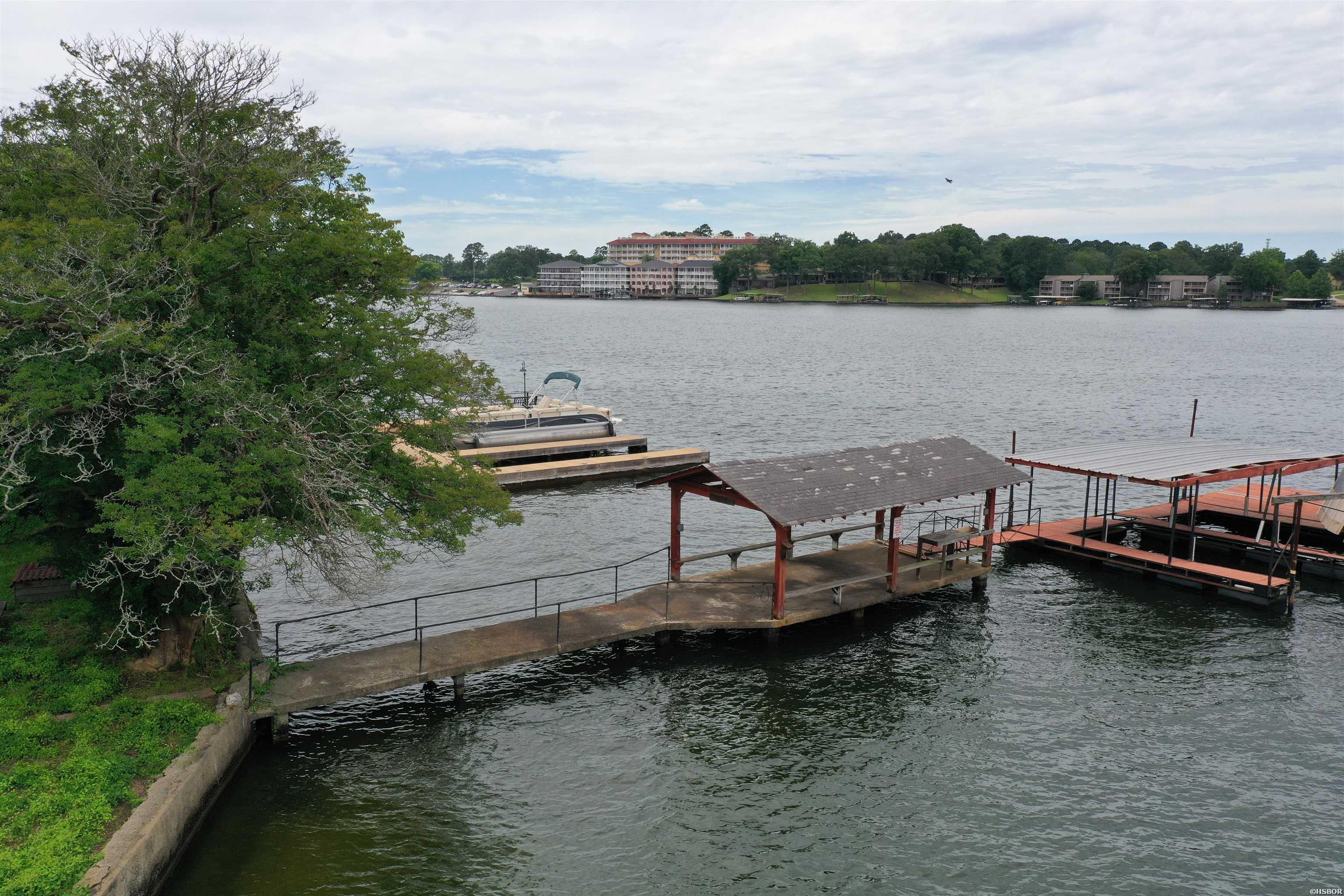213 Long Island Property Photo 4