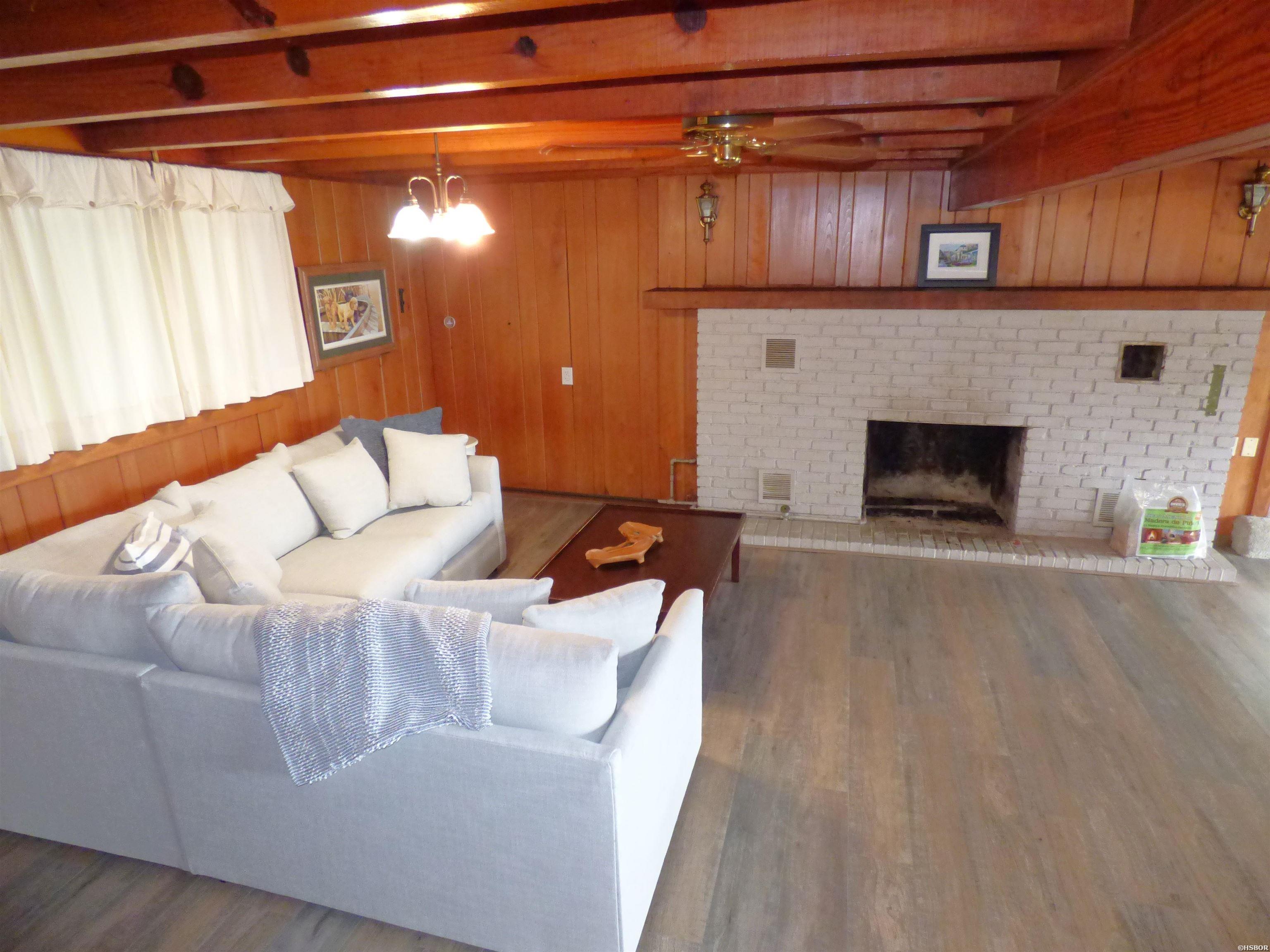 213 Long Island Property Photo 6