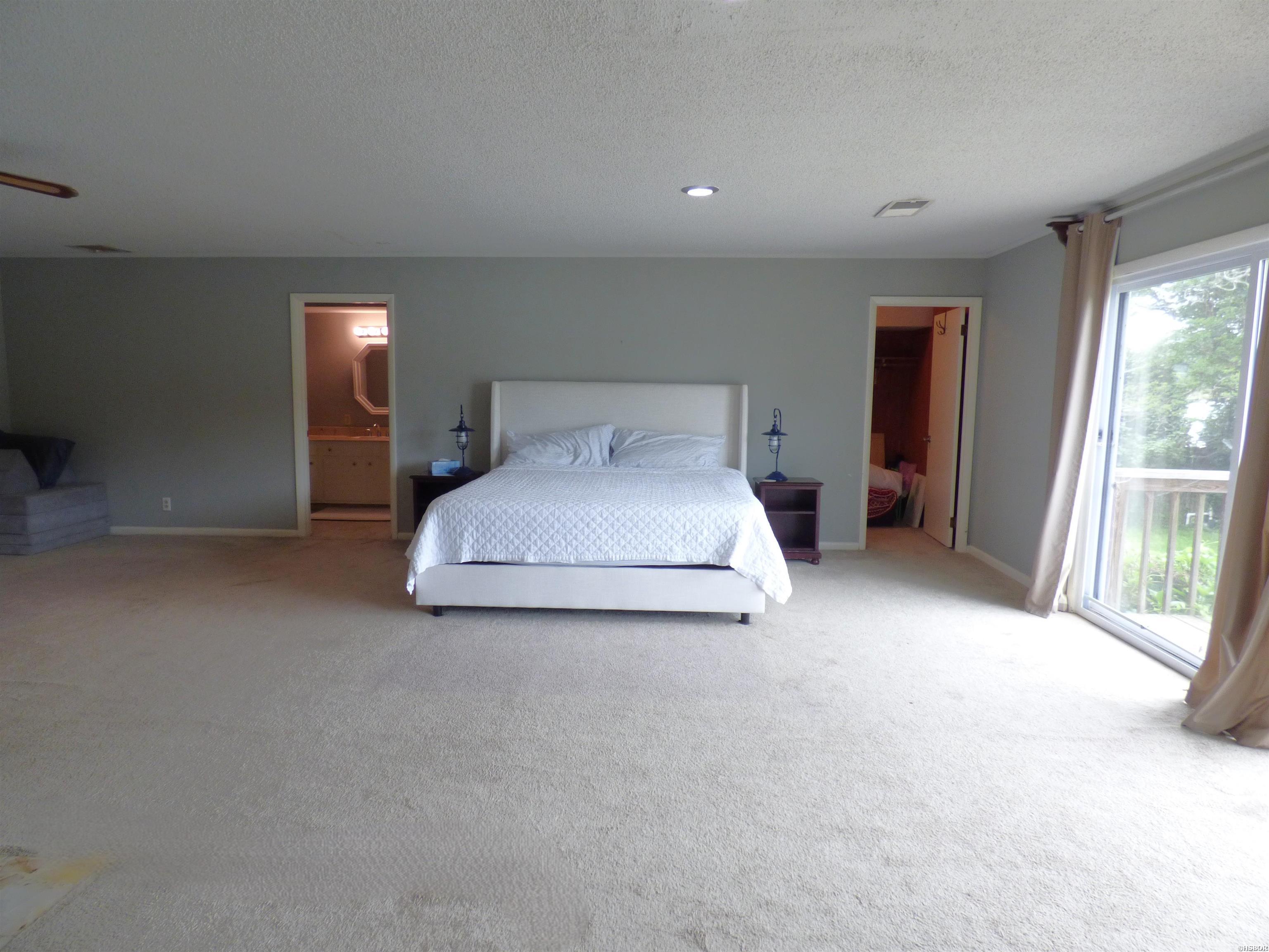 213 Long Island Property Photo 21