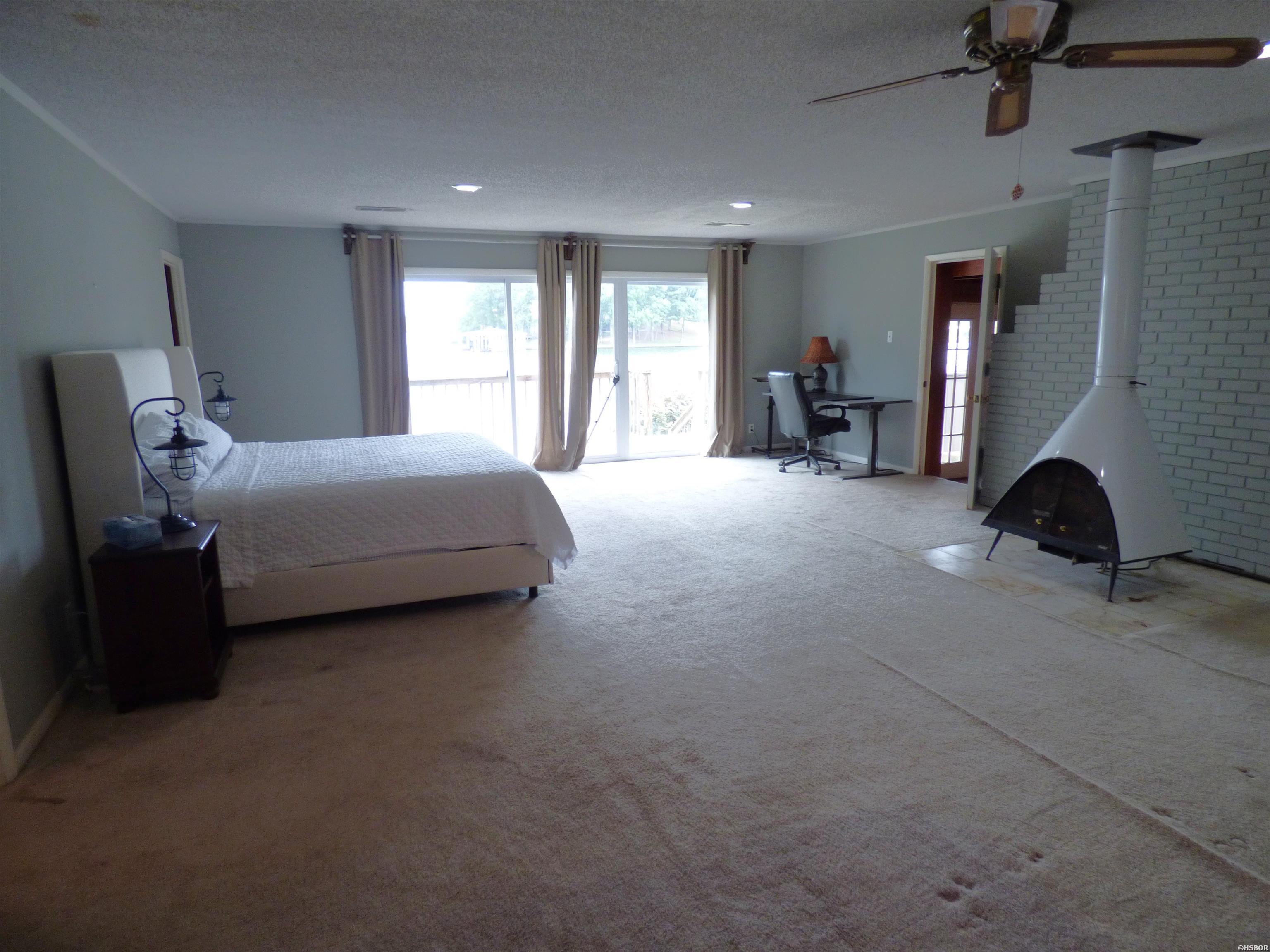 213 Long Island Property Photo 23