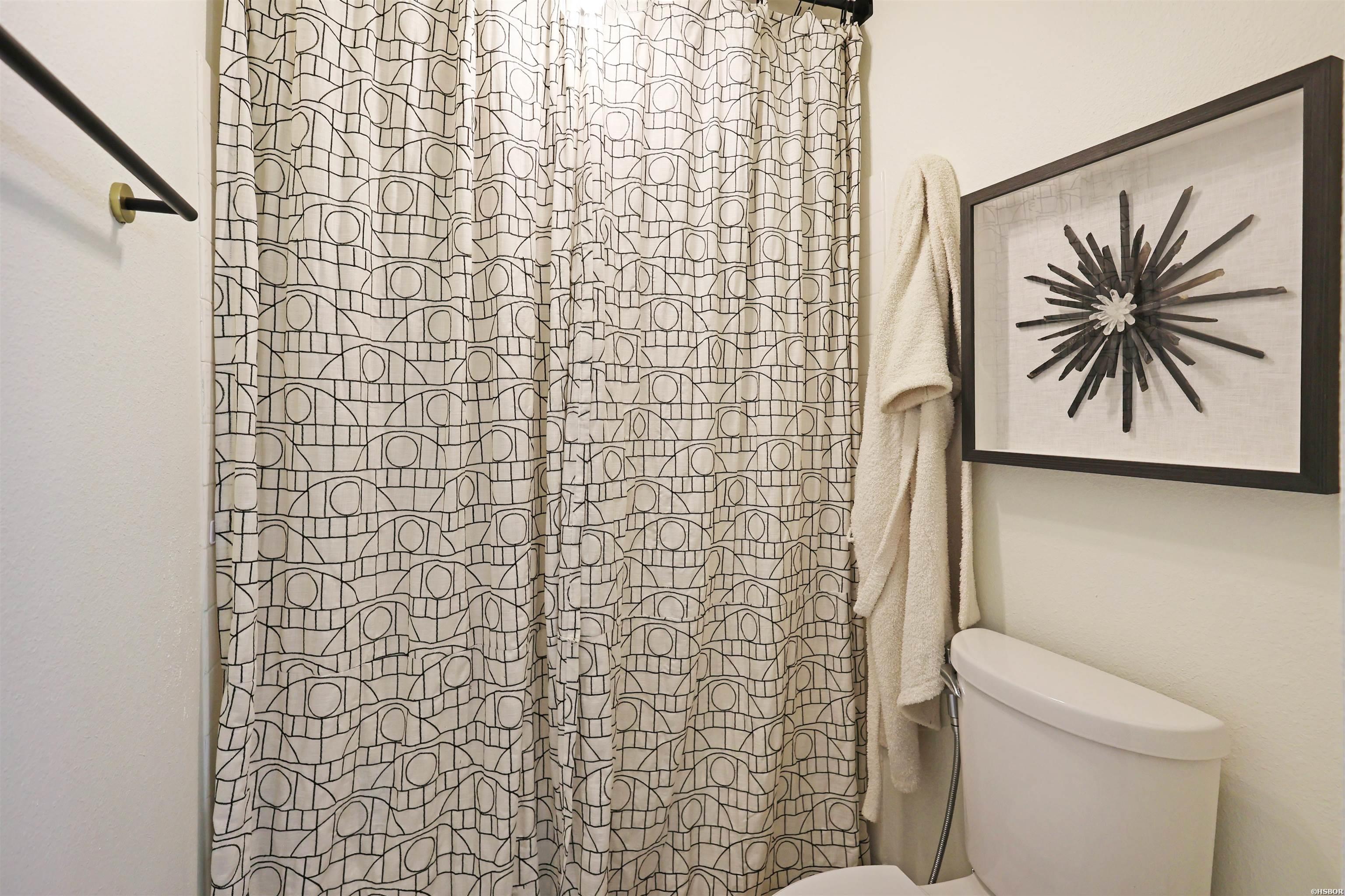 111 Glenridge Court Property Photo 30