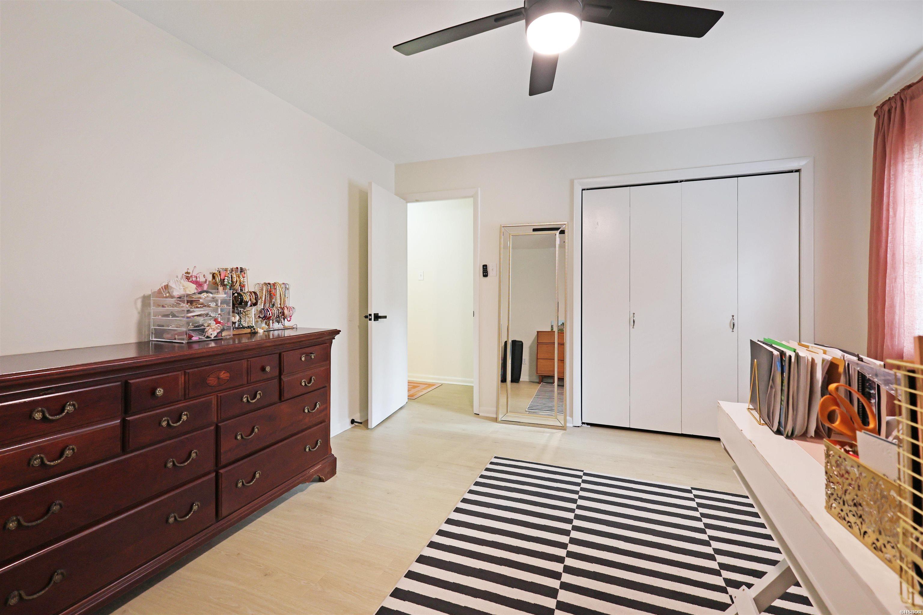 111 Glenridge Court Property Photo 32