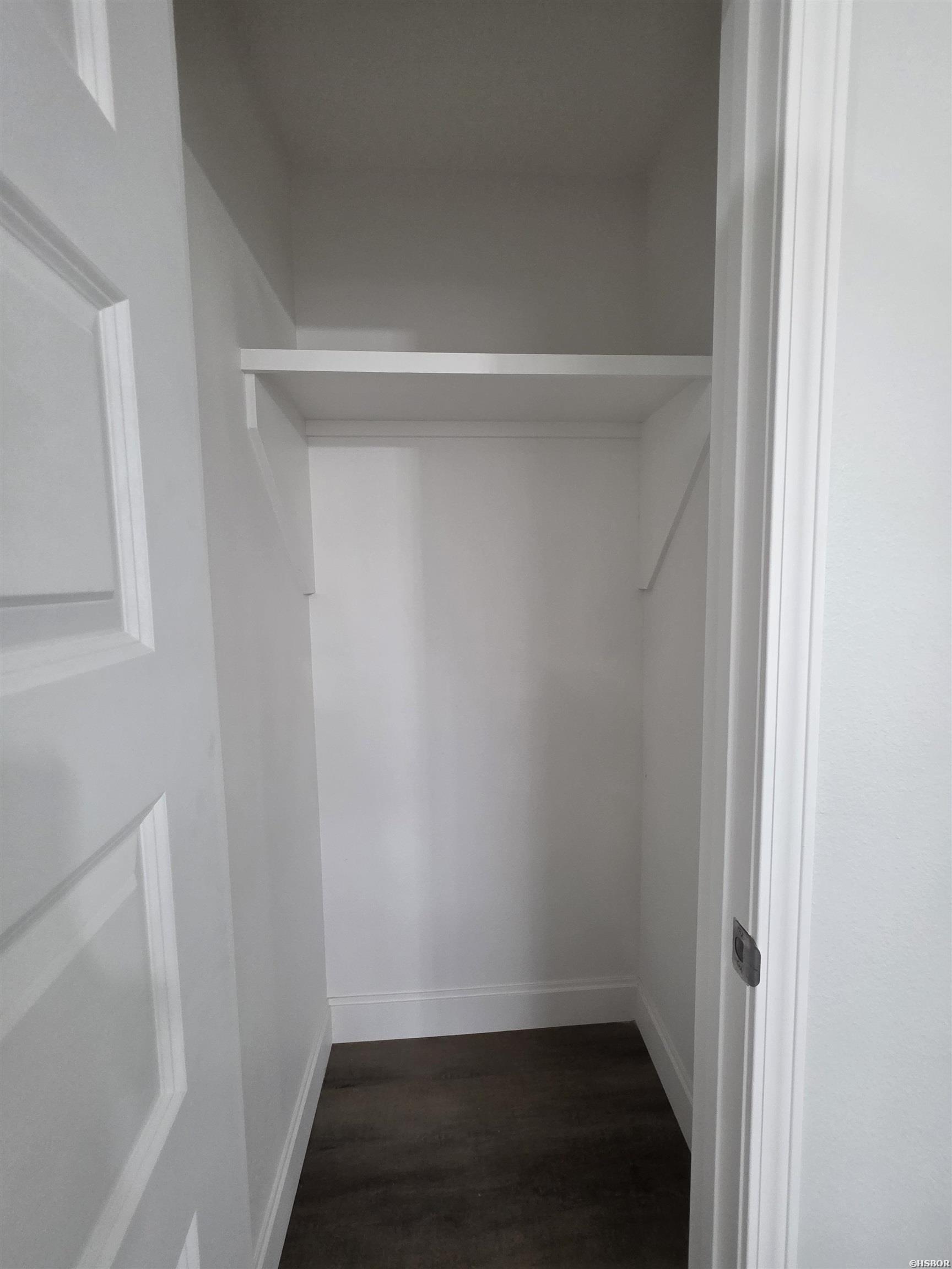 174 Woodridge Property Photo 10