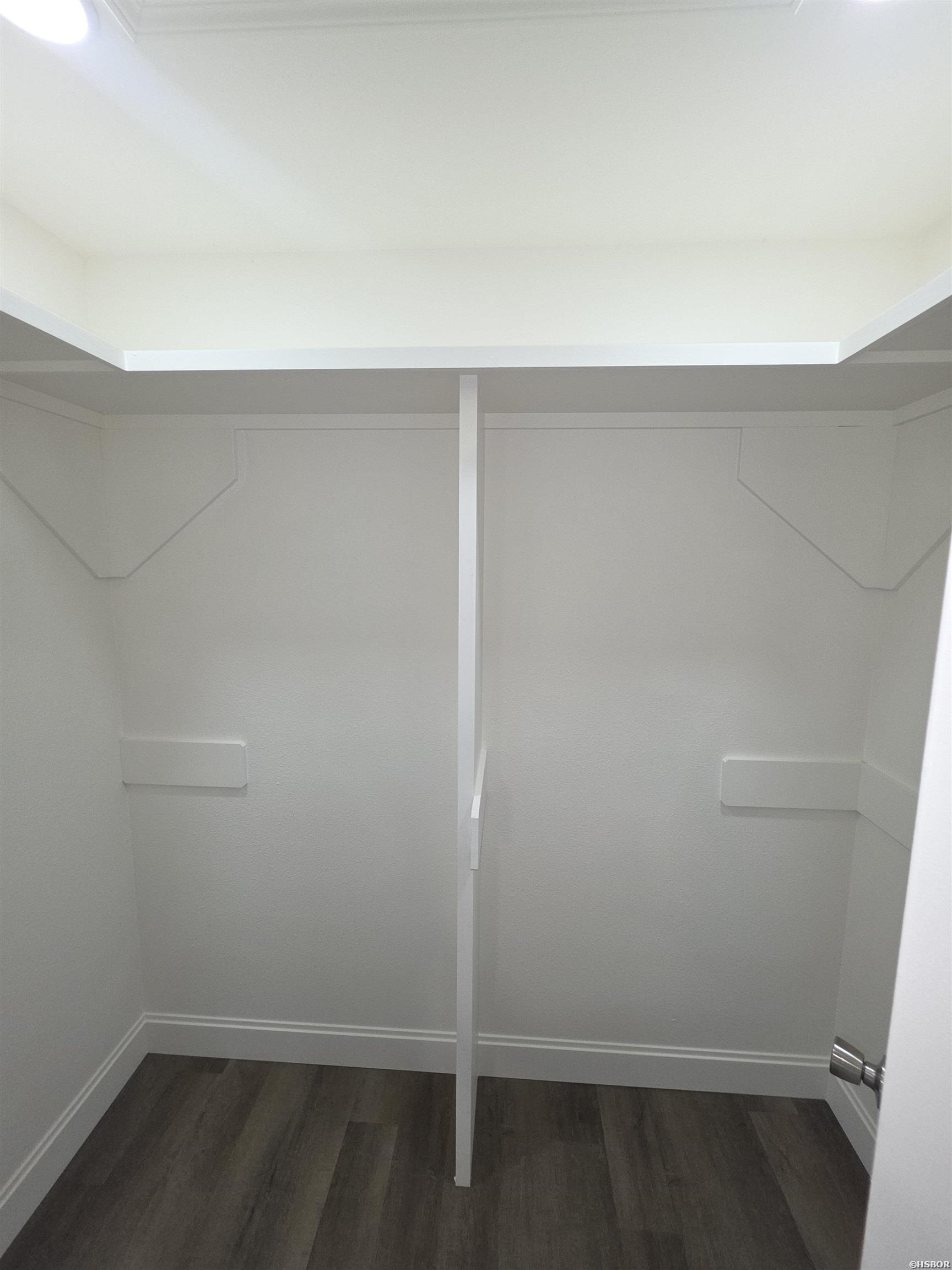174 Woodridge Property Photo 18