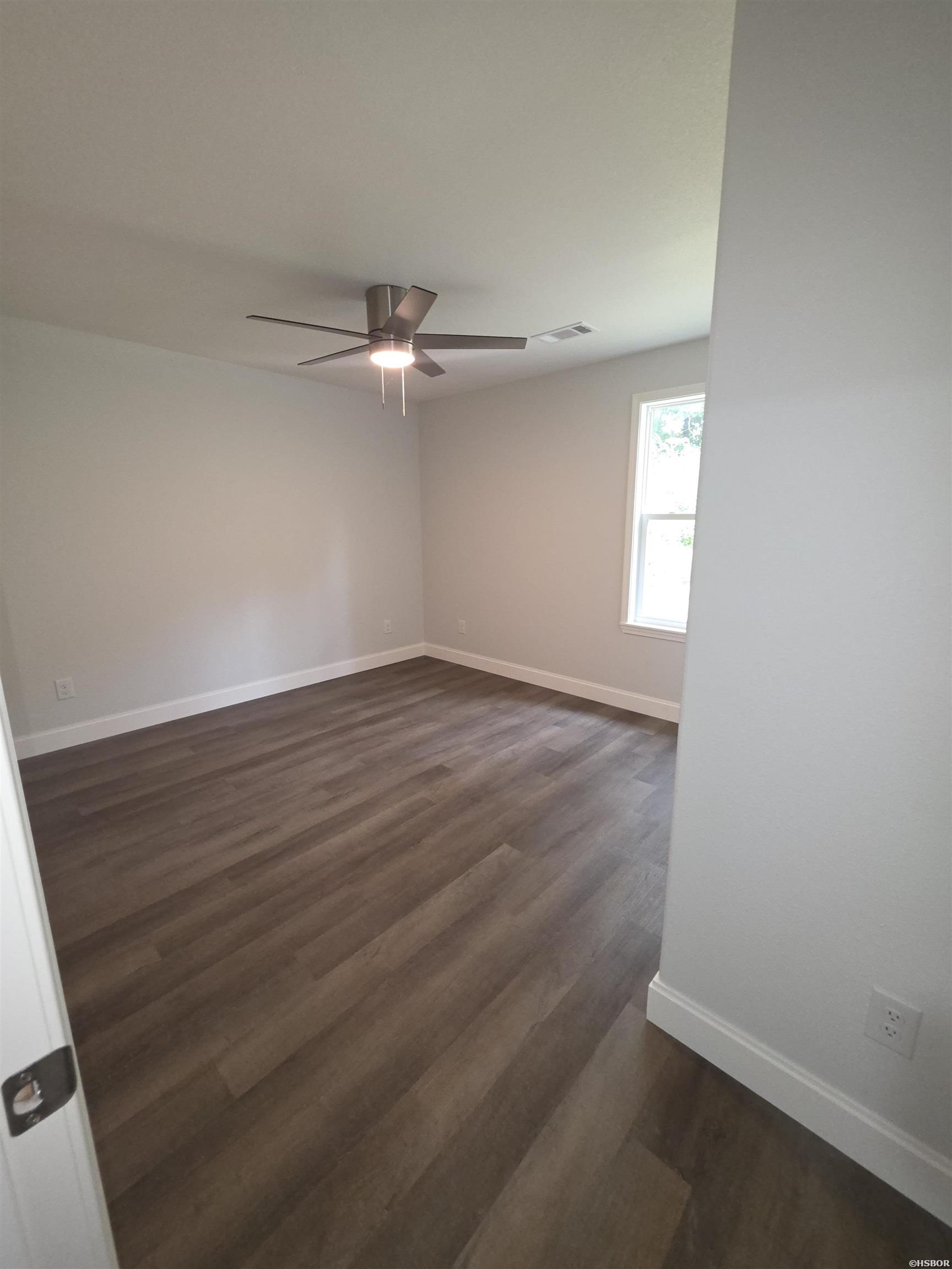 174 Woodridge Property Photo 21