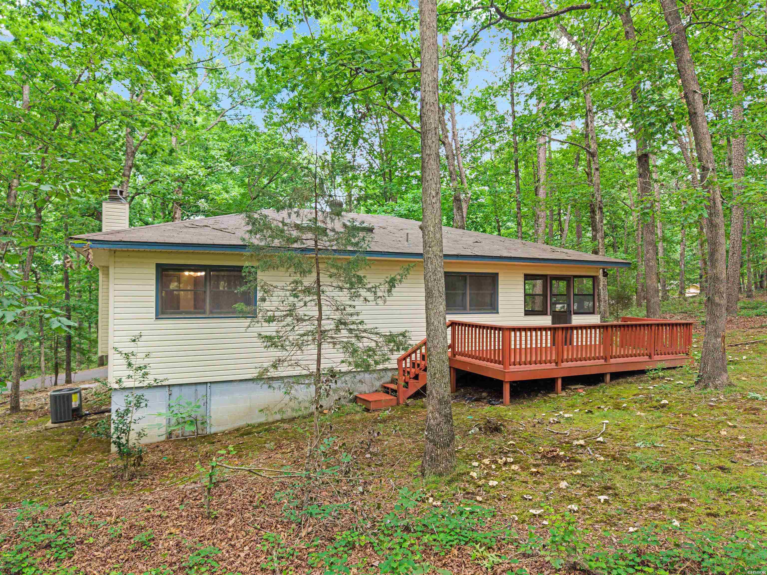 104 Aspe Lane Property Photo 4