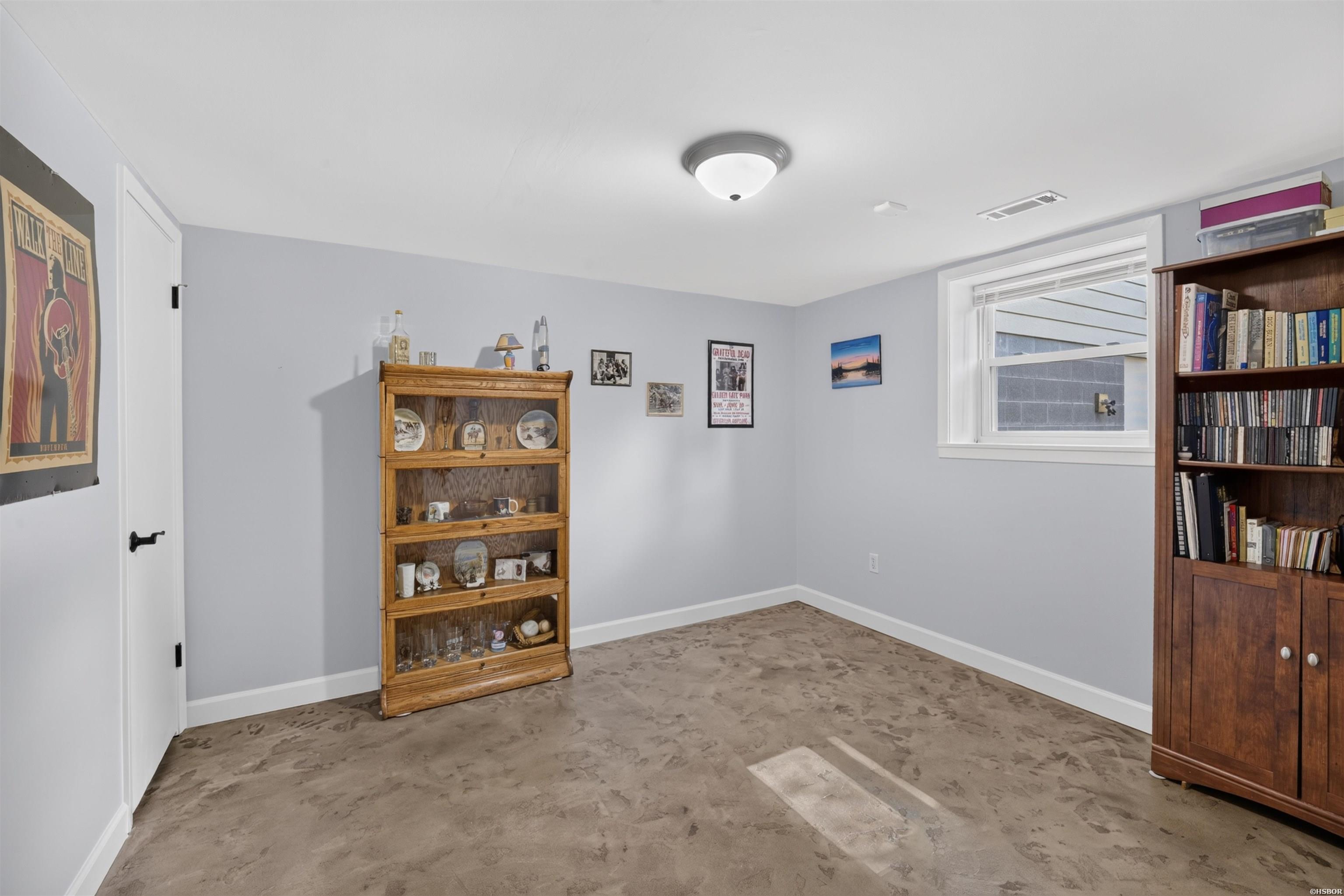 175 Thunder Road Property Photo 25